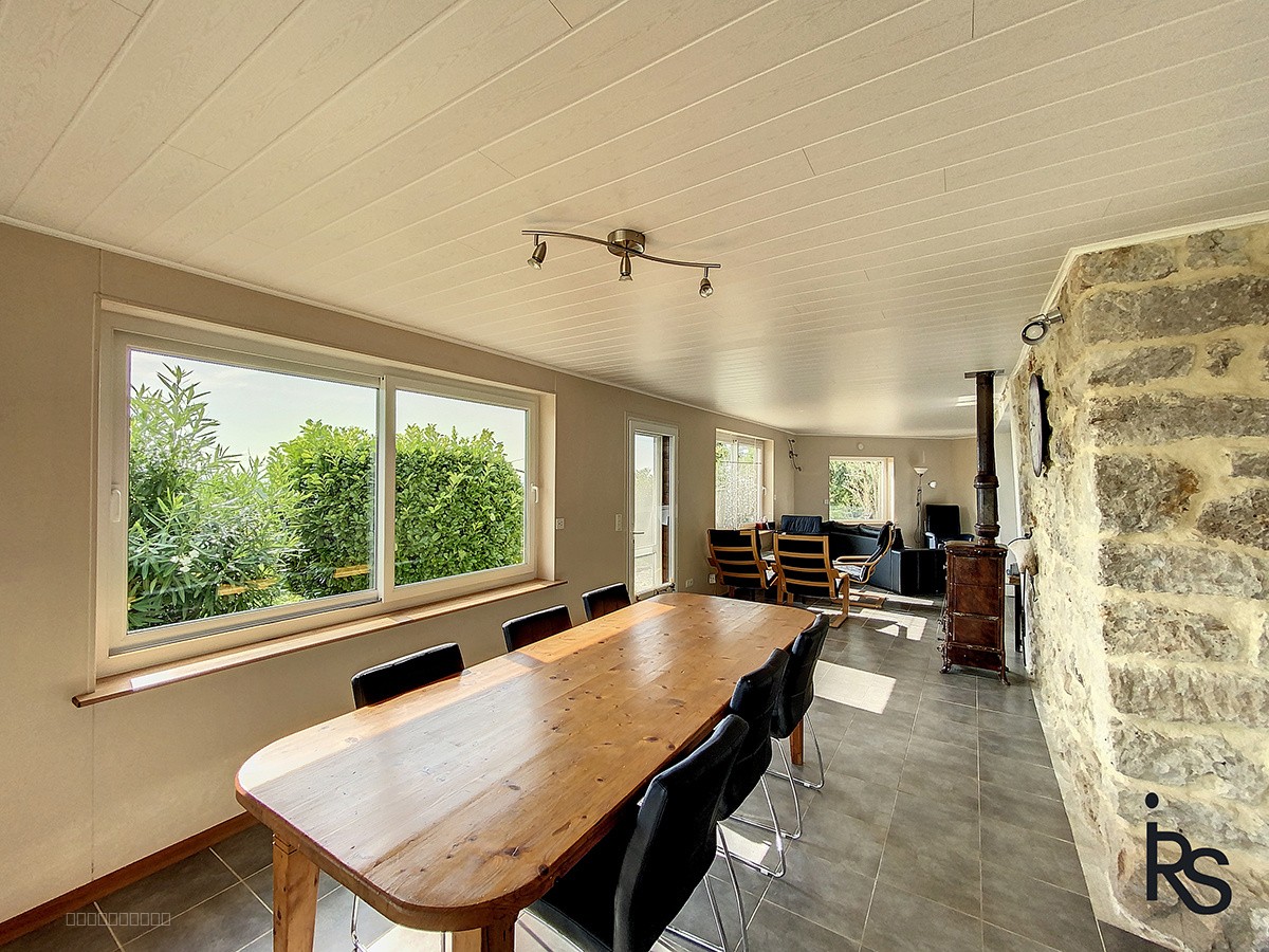 A 5 minutes d’un village avec tous les commerces, une maison de 106 m2 avec piscine et 965 m2 de terrain. — photo 12