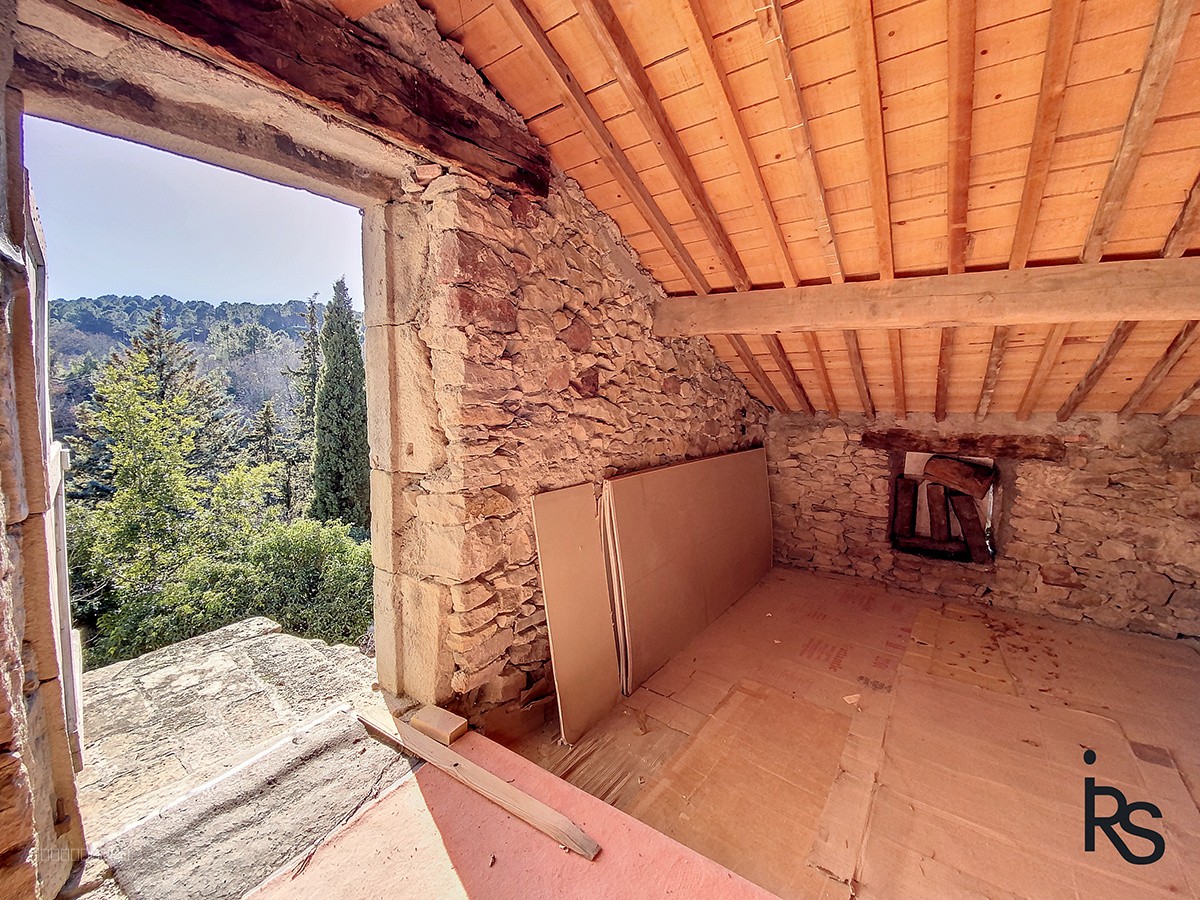 Une maison de caractère de 101 m2 habitables dans un petit hameau avec 876 m2 de jardin en terrasses — photo 16
