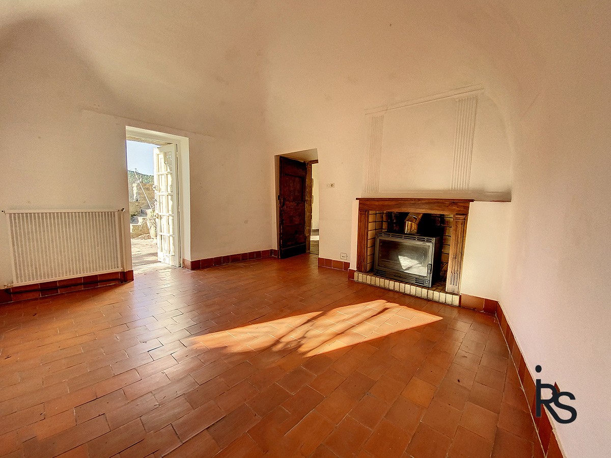 Une maison de caractère de 101 m2 habitables dans un petit hameau avec 876 m2 de jardin en terrasses — photo 13