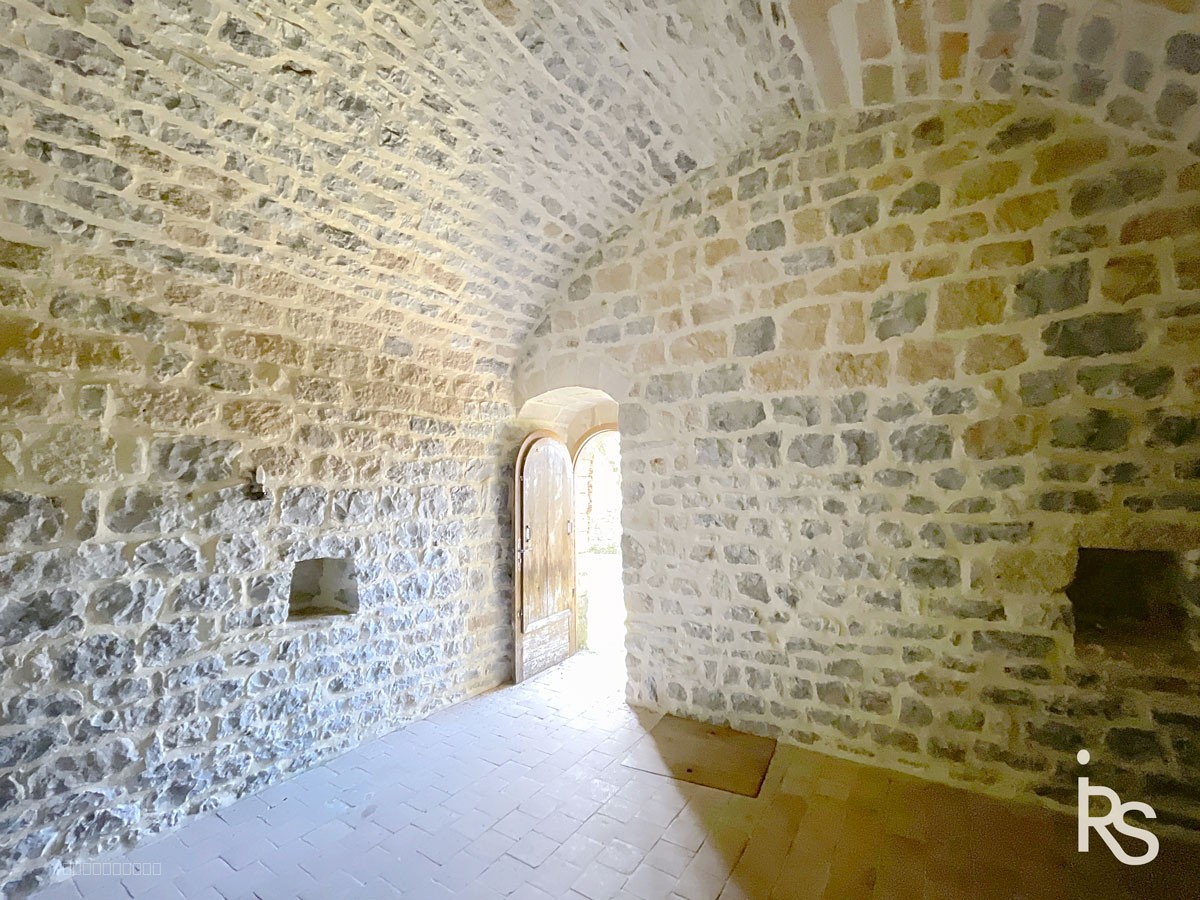 Une villa de 157 m2 avec une vue imprenable, une piscine chauffé et 2190 m2 de terrain arboré. — photo 6