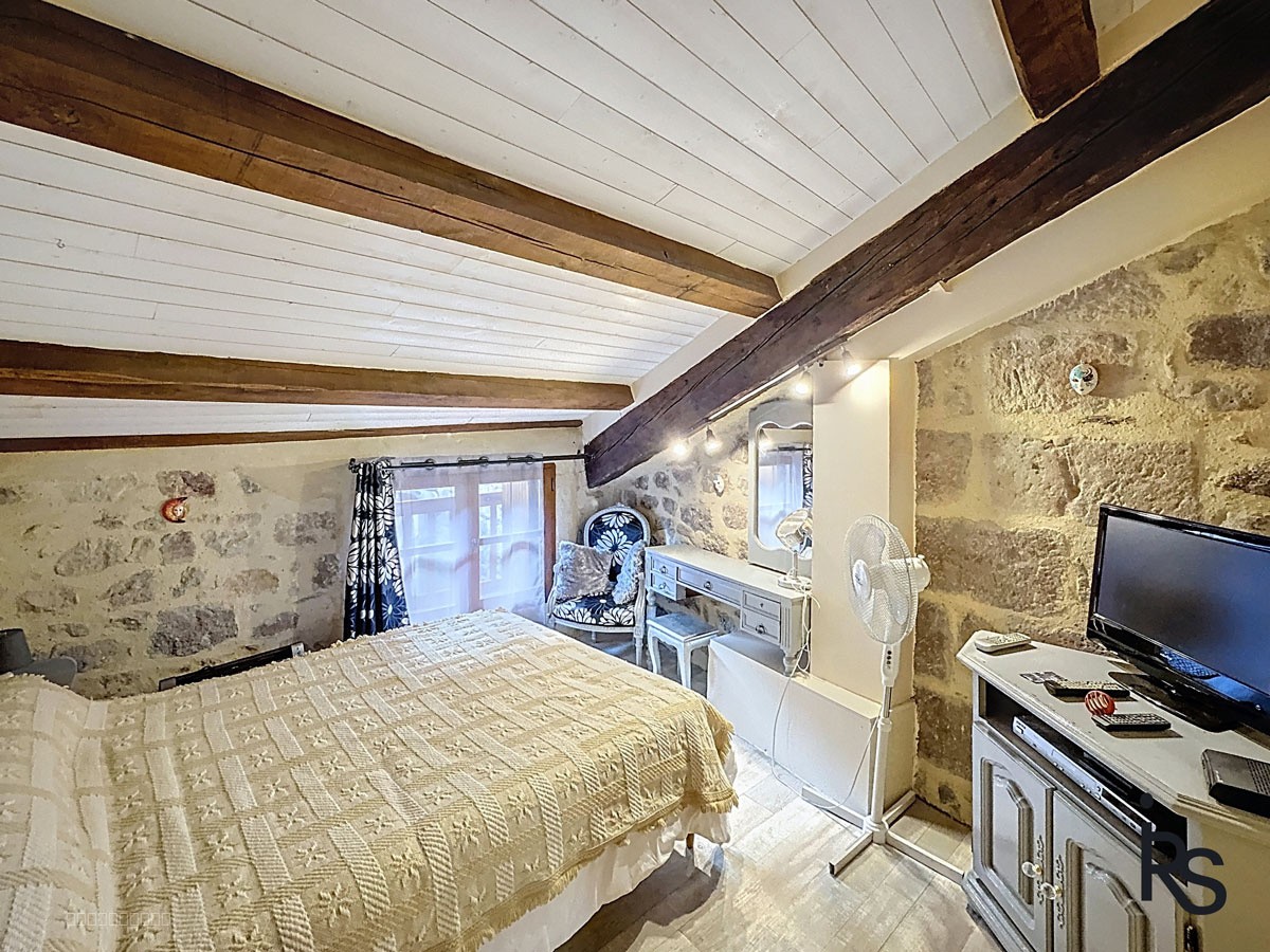 Maison de village de 75,7 m2 dans le centre historique du village — photo 10