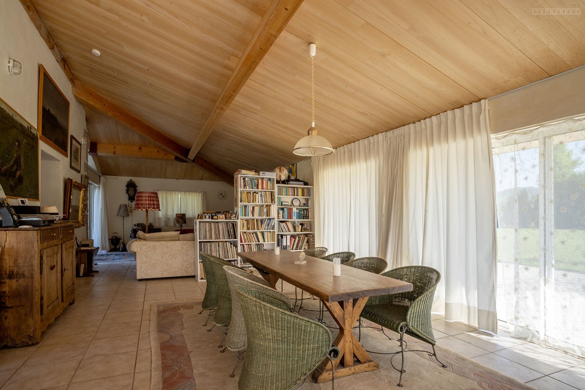 Deux maisons en pierre de 148 m2 et 104 m2, sur un terrain de 1,58 ha et une piscine avec vue panoramique. — photo 7
