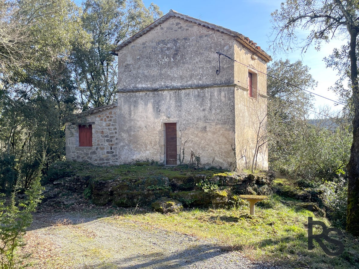 Une villa de 157 m2 avec une vue imprenable, une piscine chauffé et 2190 m2 de terrain arboré. — photo 11