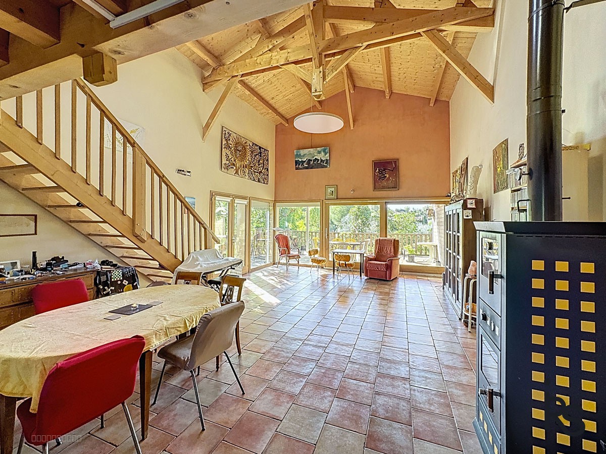 Une maison ossature bois de 249,40 m2 habitables sur 2787 m3 de terrain — photo 6