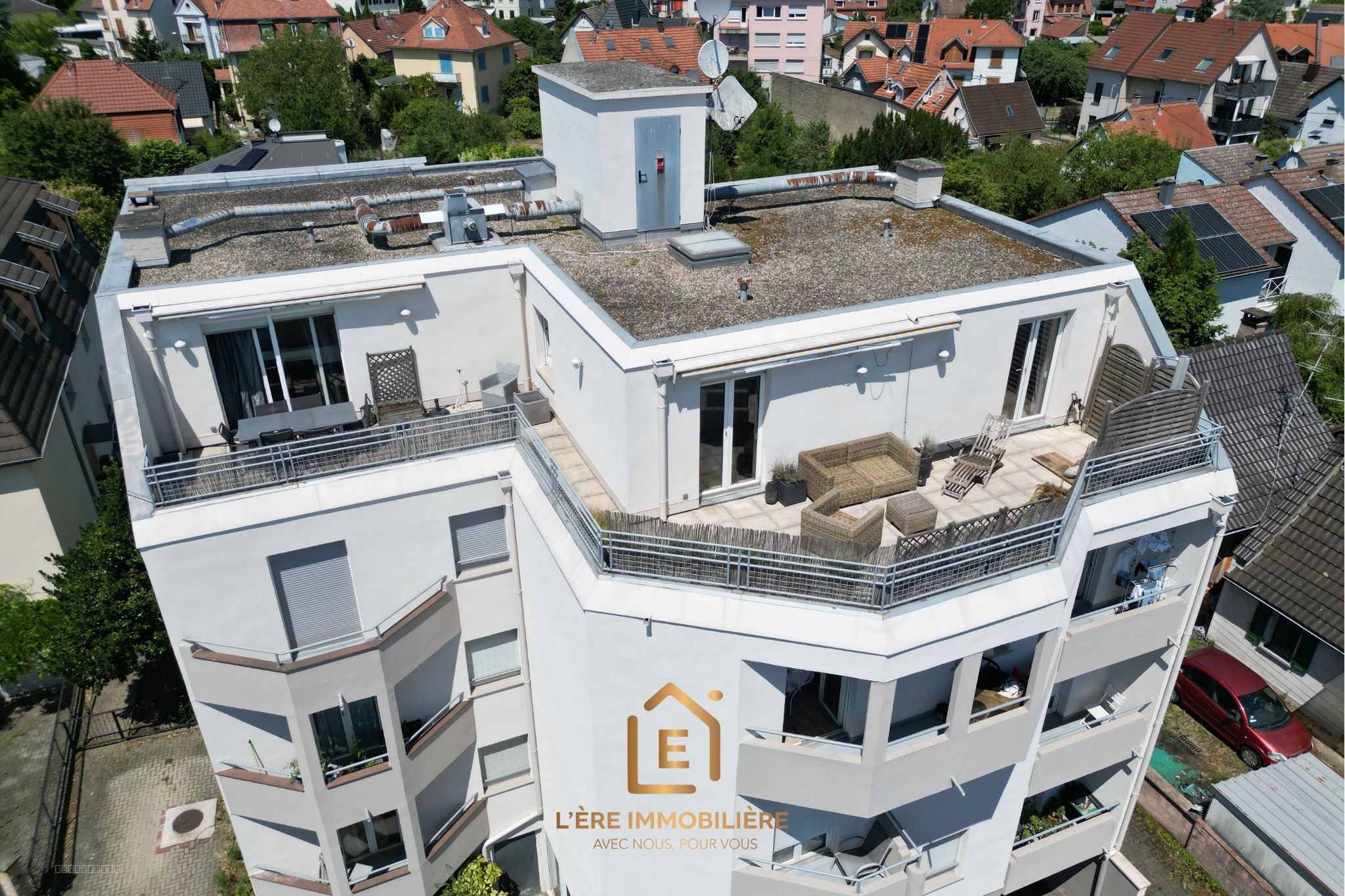 Attique 120m2 avec terrasses de 53m2 - 4ème et dernier étage - Garage - Place de parking — photo 10