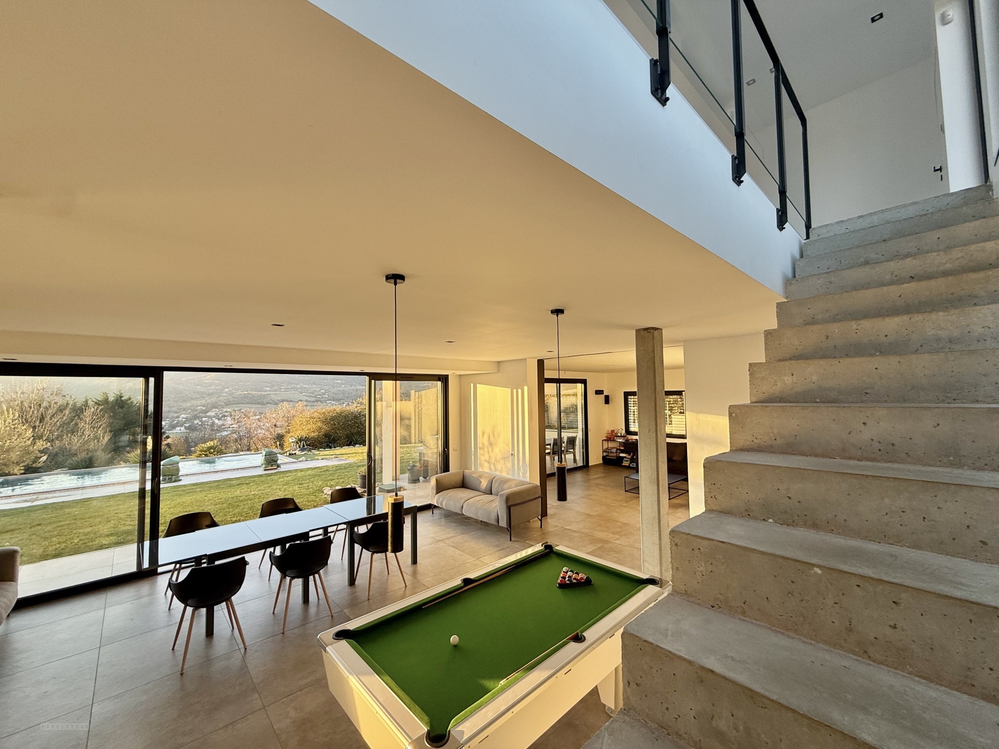Villa contemporaine de 305 m2 à Saint-Péray — photo 8