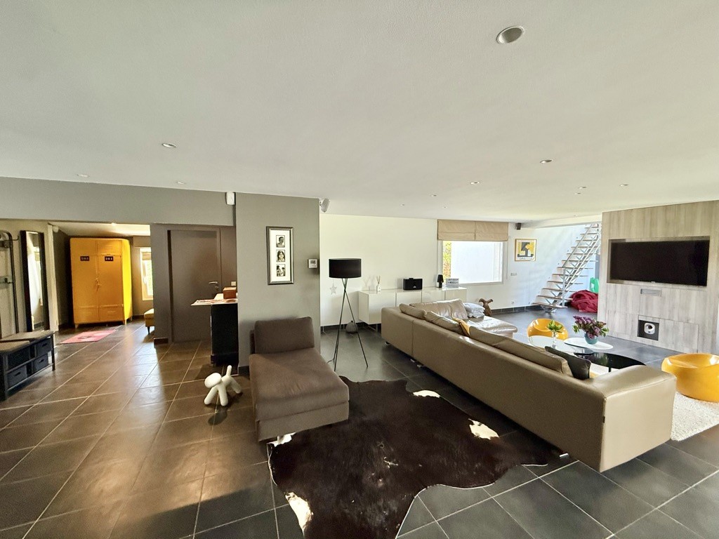 Maison de 274m2 sur 2110m2 de terrain à Saint-Marcel-Lès-Valence — photo 3