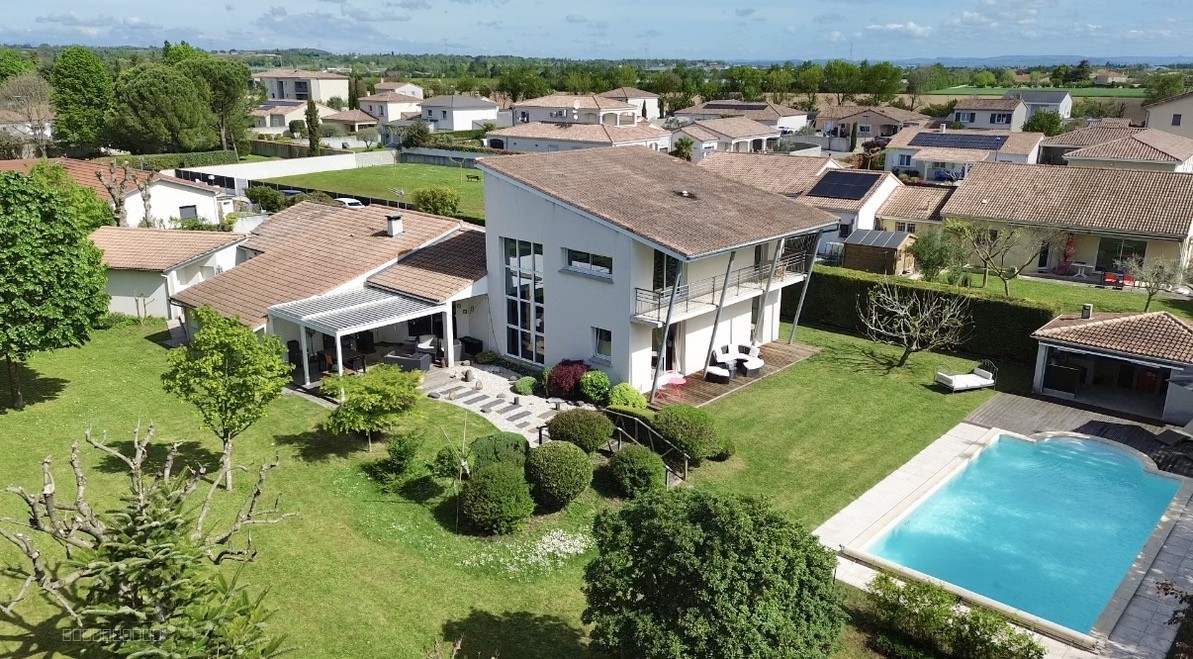 Maison de 274m2 sur 2110m2 de terrain à Saint-Marcel-Lès-Valence — photo 2