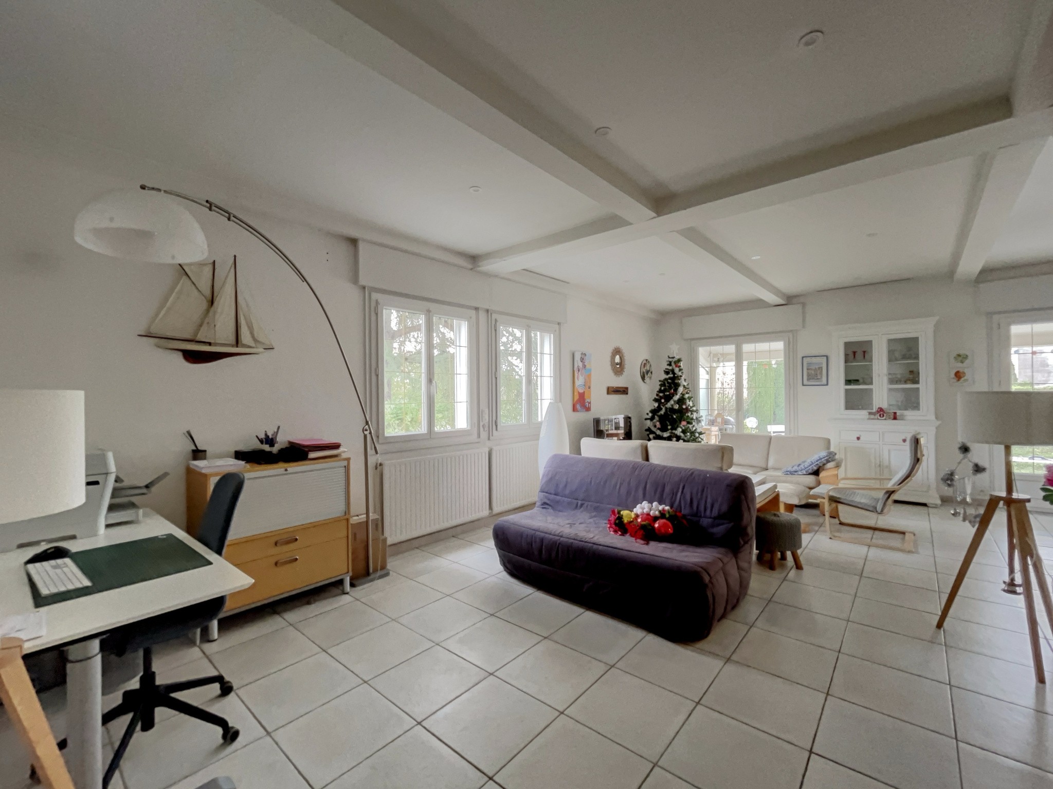 Maison de 212m2 avec piscine et garage à Tournon-Sur-Rhône — photo 8