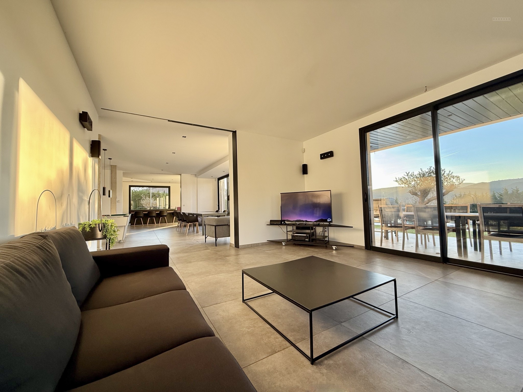 Villa contemporaine de 305 m2 à Saint-Péray — photo 13