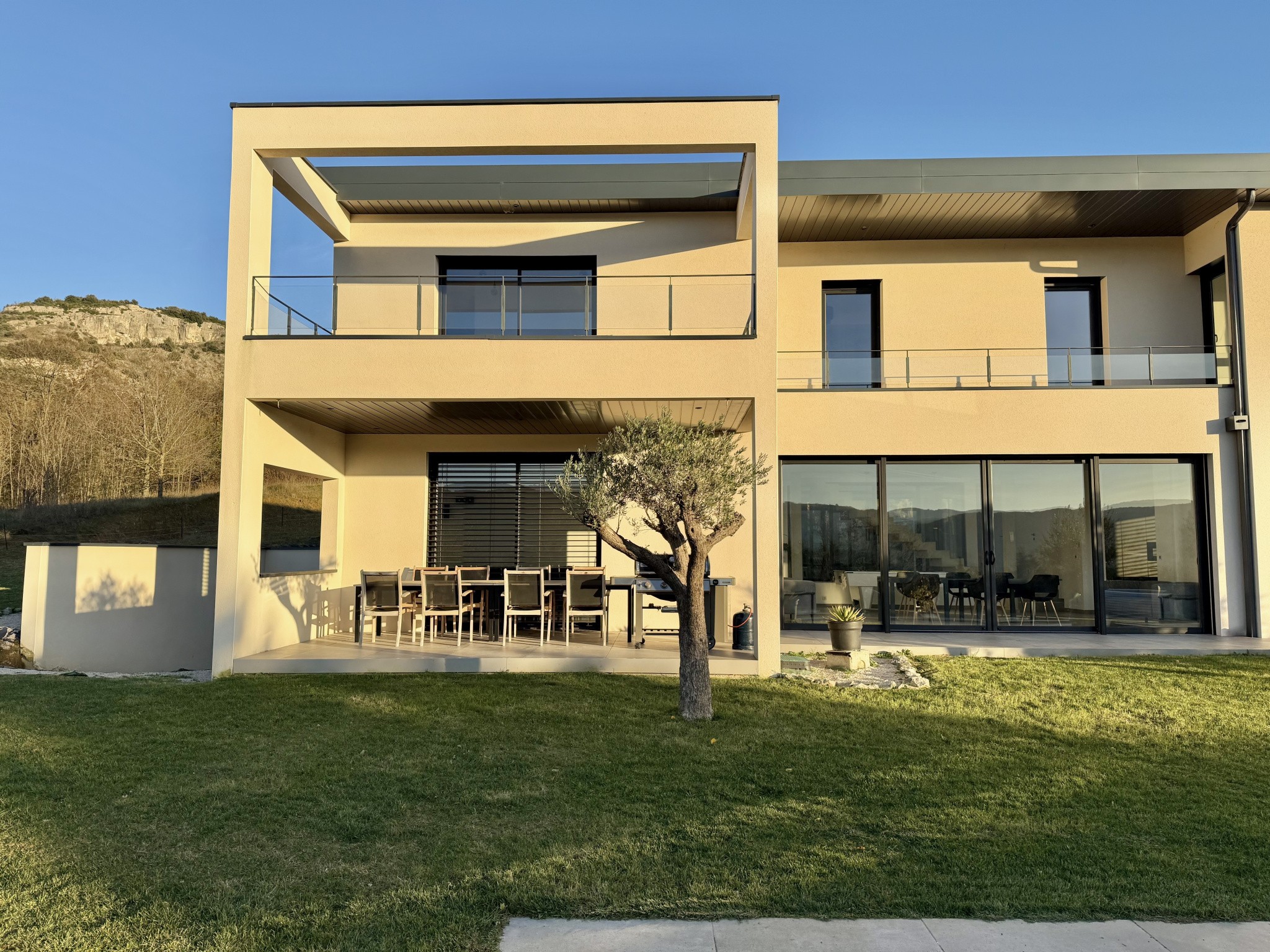 Villa contemporaine de 305 m2 à Saint-Péray — photo 5