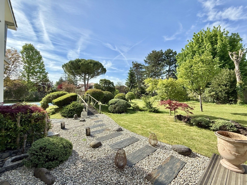 Maison de 274m2 sur 2110m2 de terrain à Saint-Marcel-Lès-Valence — photo 8