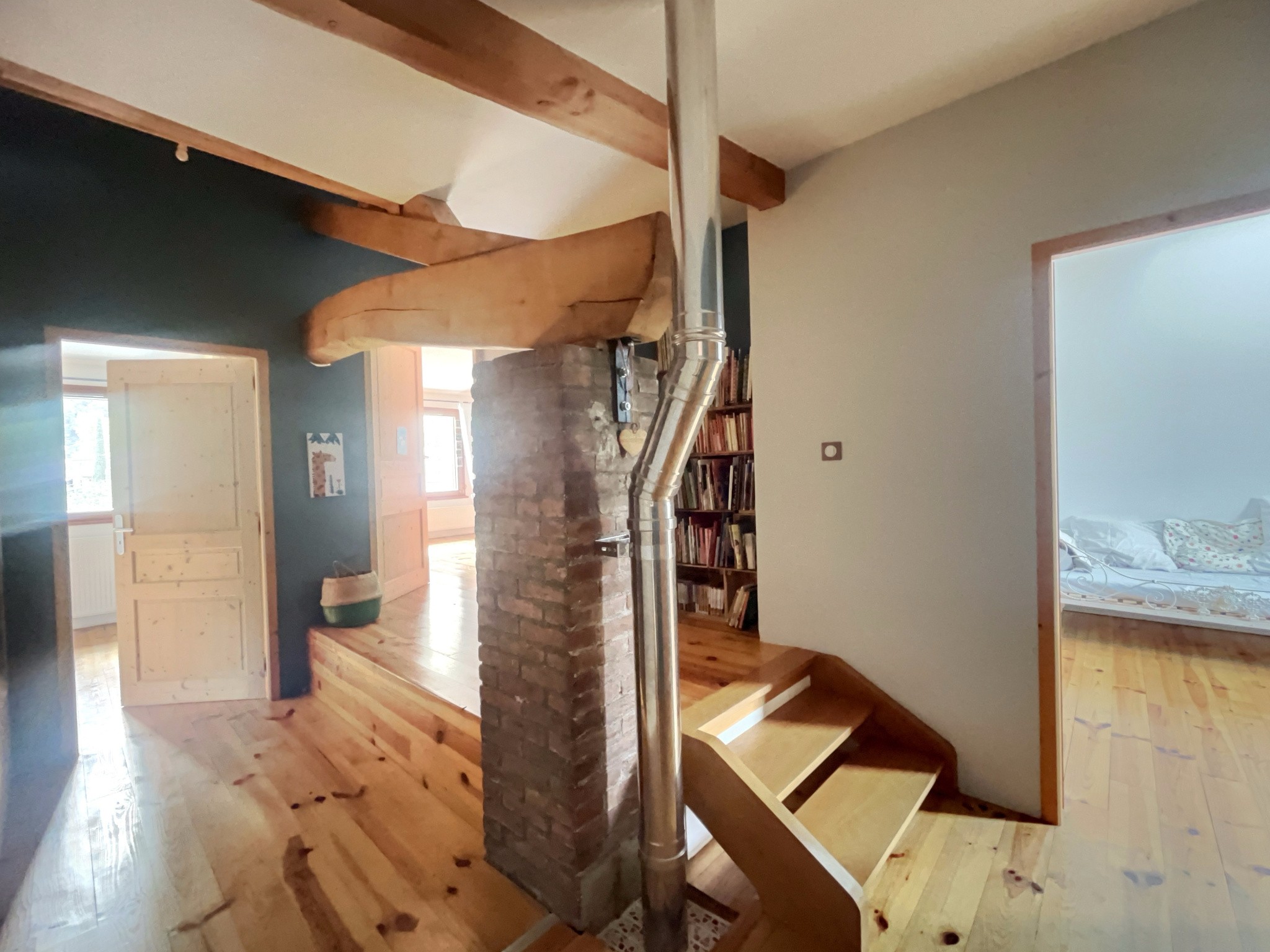 Maison en pierre de 154m2 à Vion — photo 20