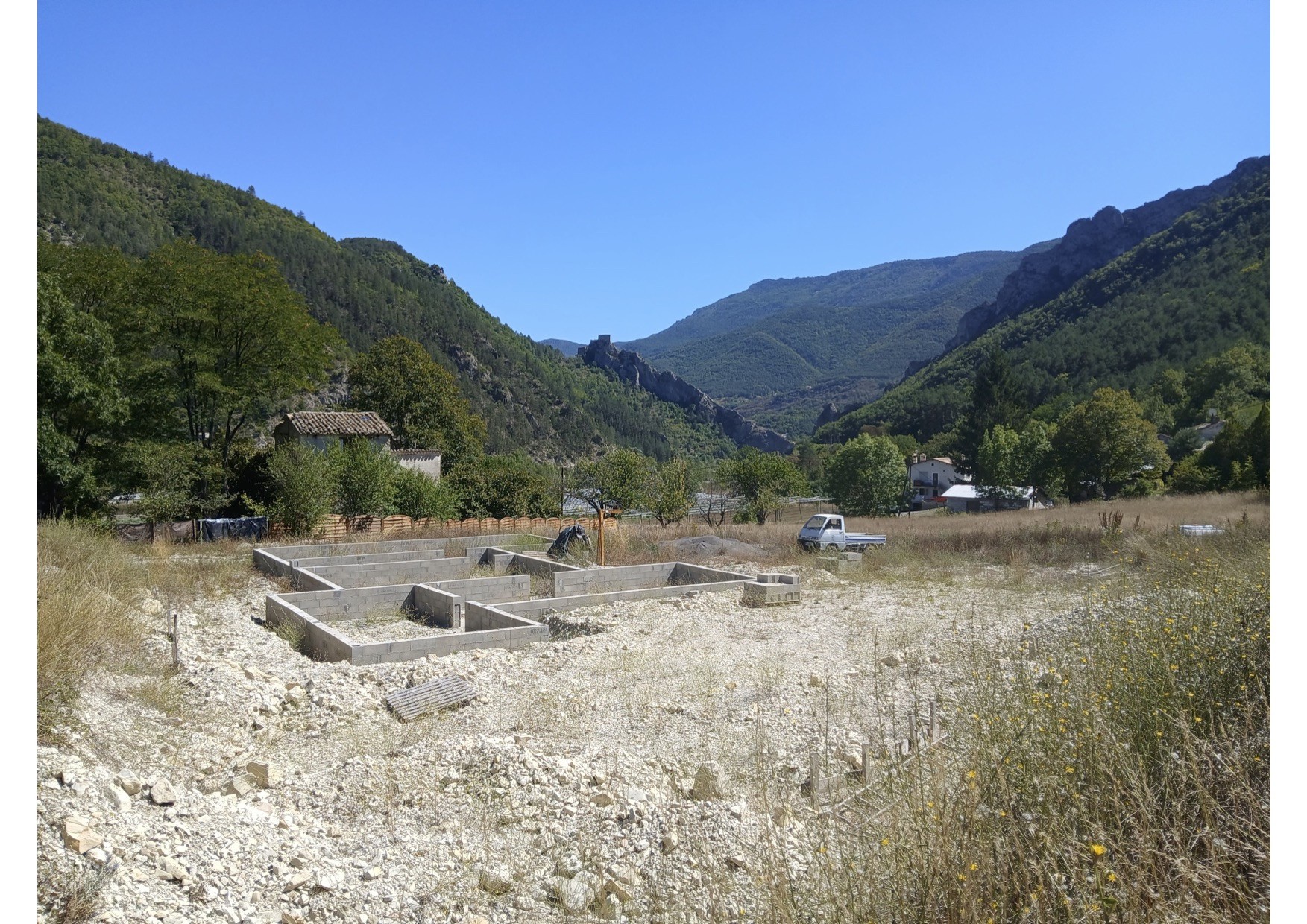 terrain Entrevaux — photo 2