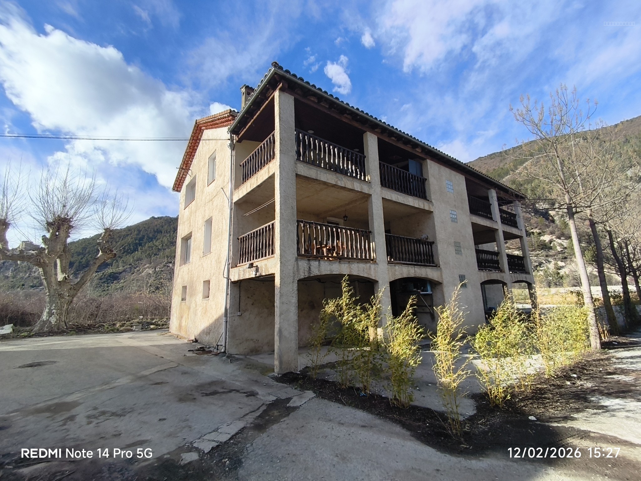 IMMEUBLE À RÉNOVER 530 000 € — photo 1