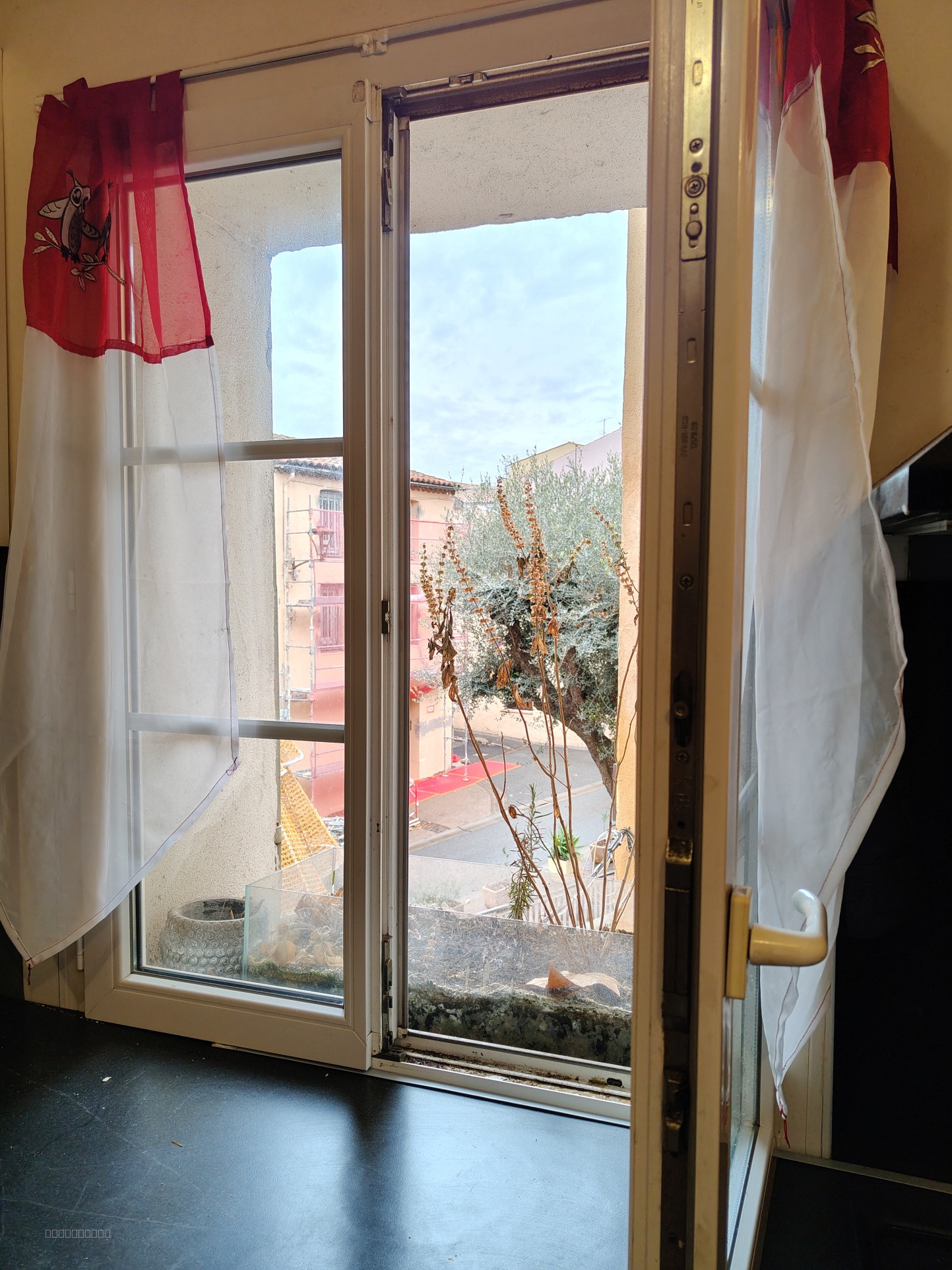 Magnifique appartament en plein centre de Frejus, RDC, 120m2 — photo 18
