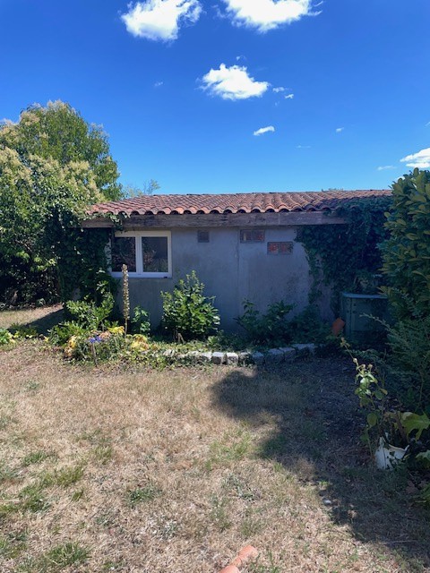 EYSINES MAISON 90 M2 AVEC GRAND JARDIN de 700 M2 — photo 8