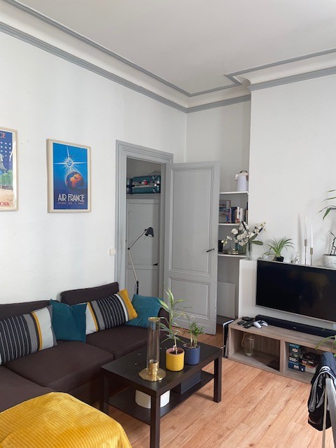 BORDEAUX PALAIS GALLIEN APPARTEMENT T2  de 41,63 M2 + CAVE — photo 3