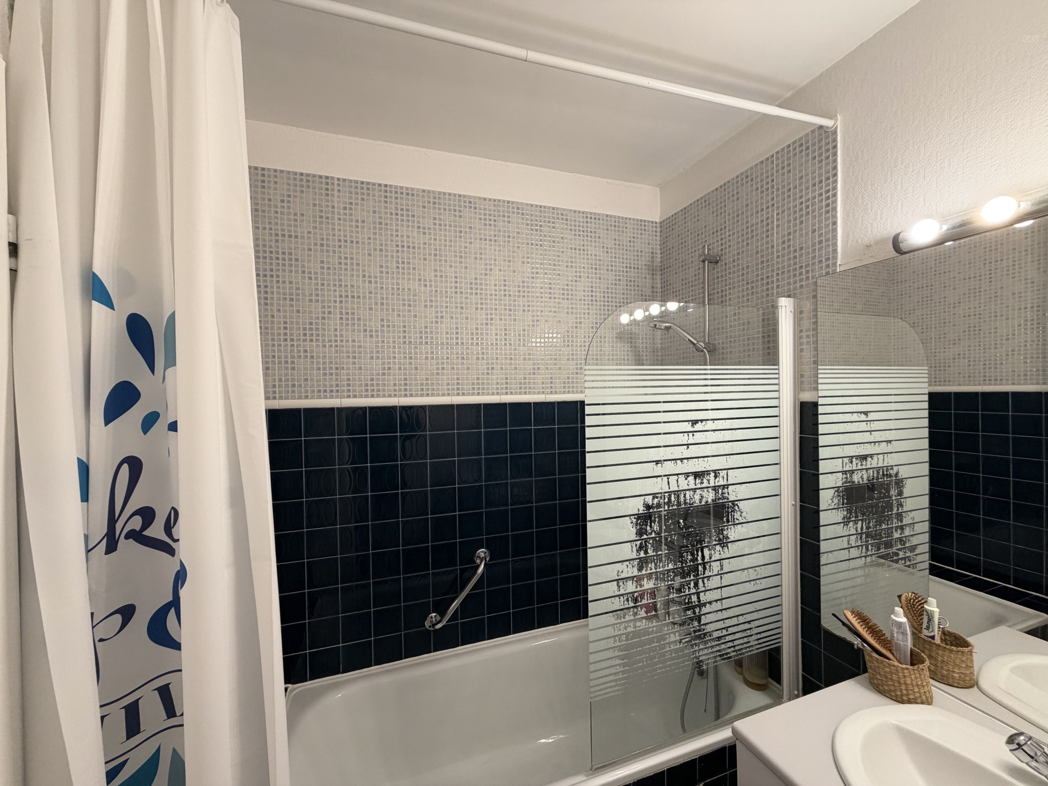 APPARTEMENT 3 PIÈCES DE 61,70 M2 À BORDEAUX CAUDÉRAN CENTRE — photo 7