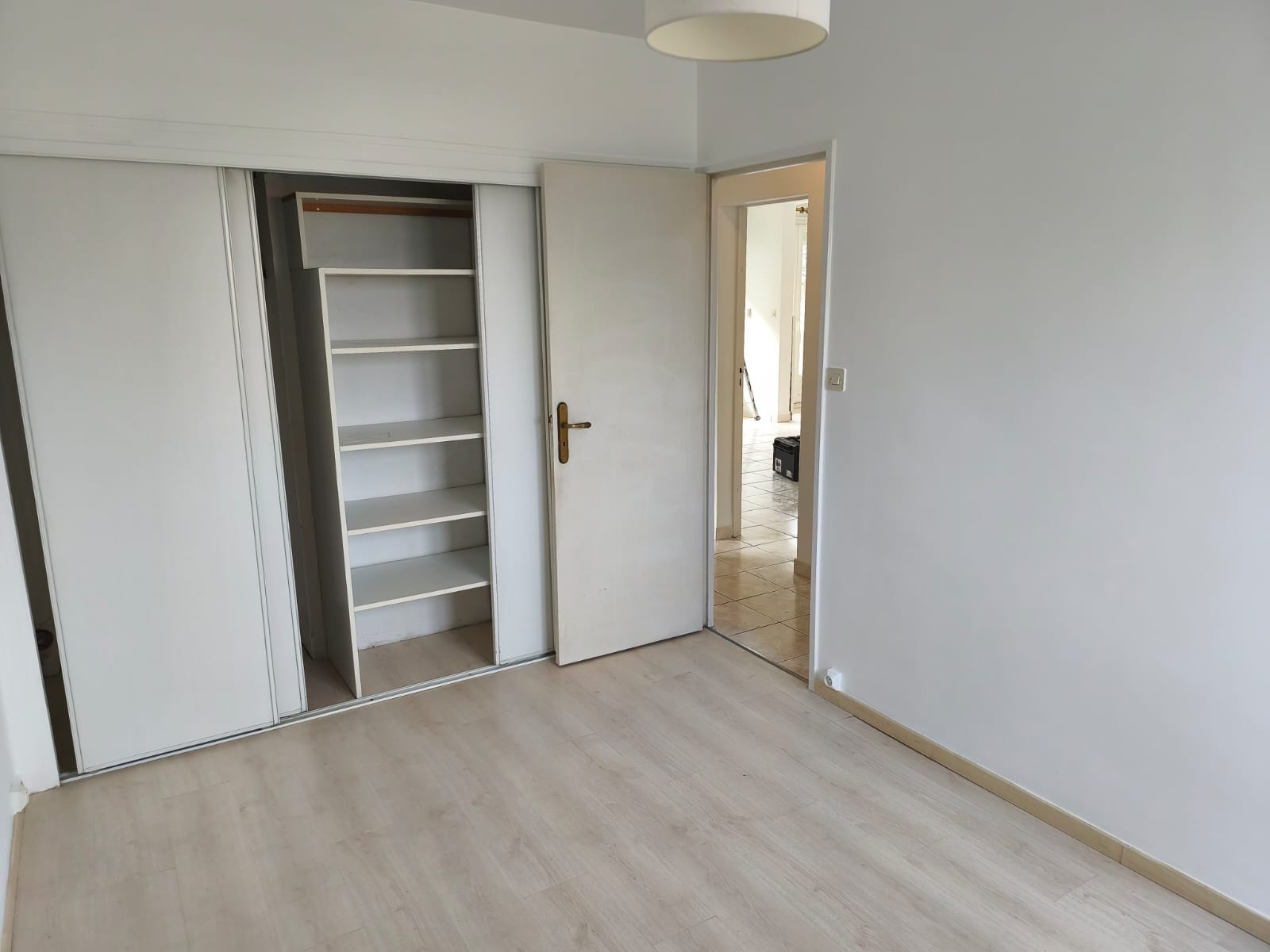 APPARTEMENT 5 PIÈCES DE 78,26 M2 À BORDEAUX CAUDÉRAN CENTRE — photo 5