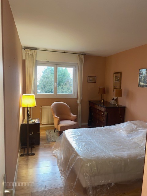 CAUDERAN CENTRE  APPARTEMENT T3 CAVE ET PARKING — photo 2