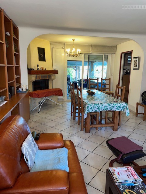 STUDIO DE 28,12 M2 À BORDEAUX SAINT-SEURIN — photo 3