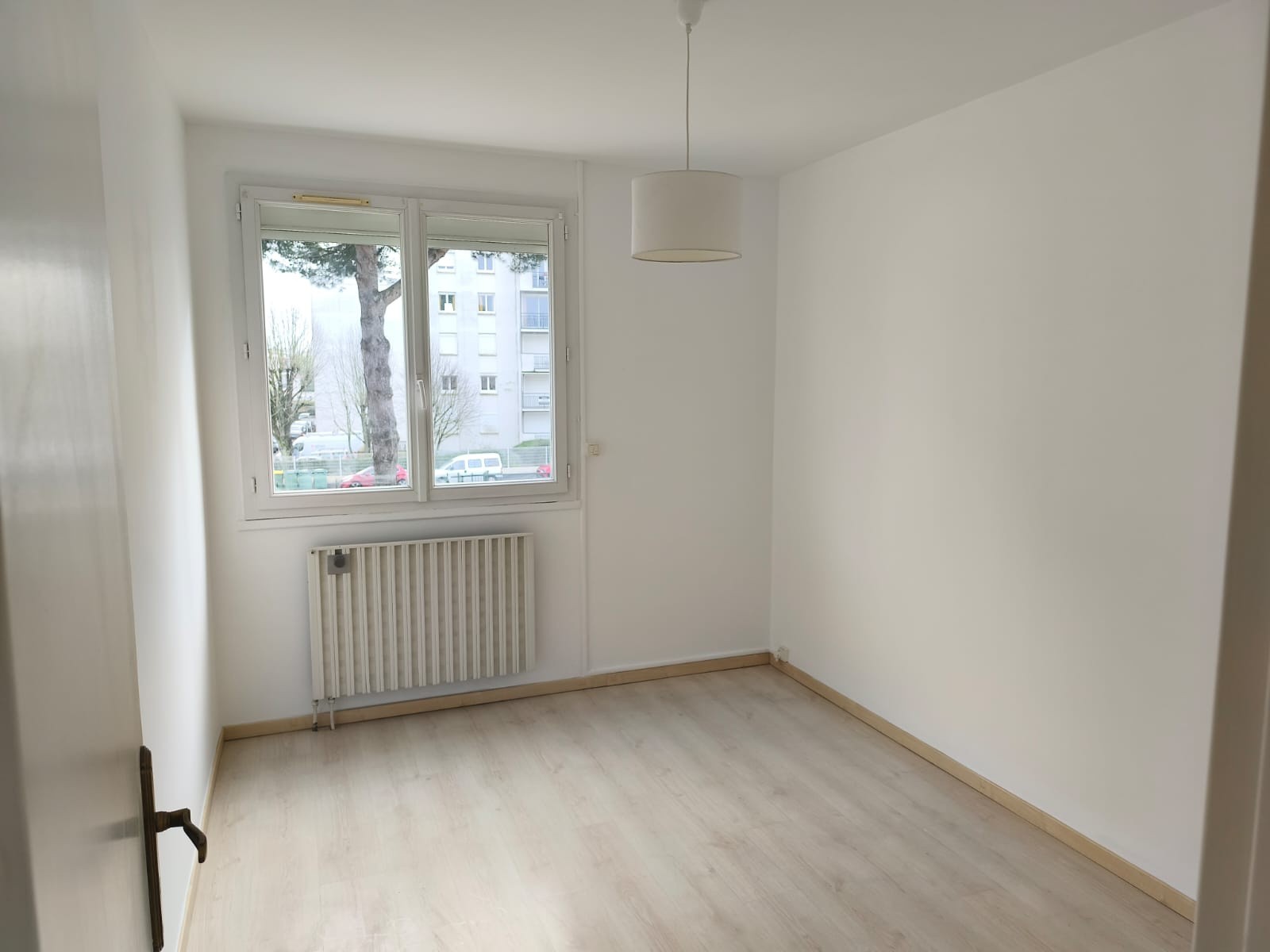 APPARTEMENT 5 PIÈCES DE 78,26 M2 À BORDEAUX CAUDÉRAN CENTRE — photo 3