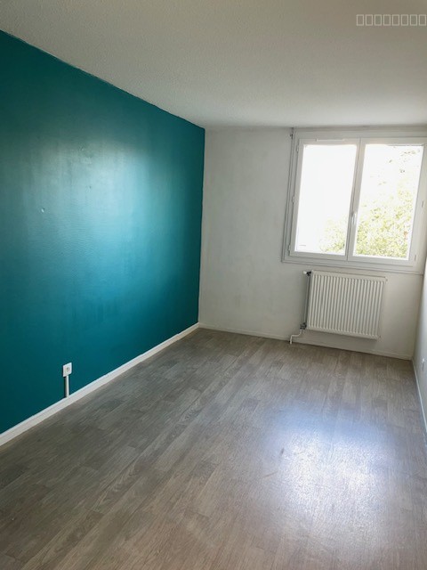 LE BOUSCAT  T2 58M2 CAVE ET PARKING RESIDENCE AVEC GARDIEN — photo 5