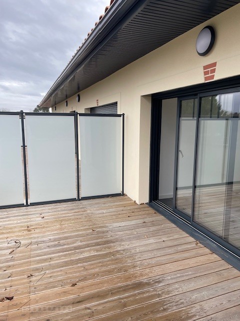SAINT JEAN D'ILLAC APPARTEMENT STANDING T3 — photo 2