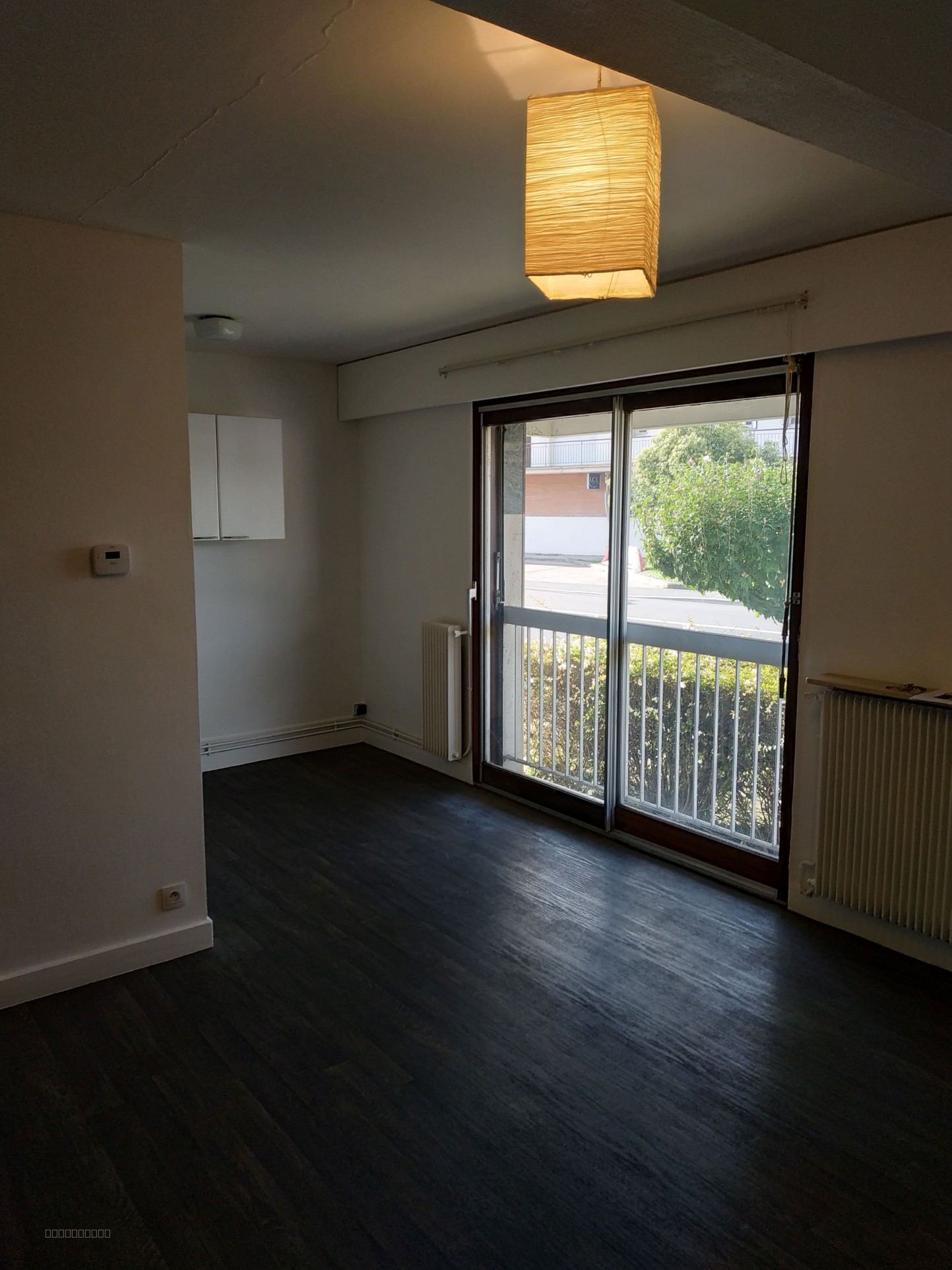 CAUDERAN APPARTEMENT T3 COMMERCES AU PIED DU LOGEMENT — photo 6