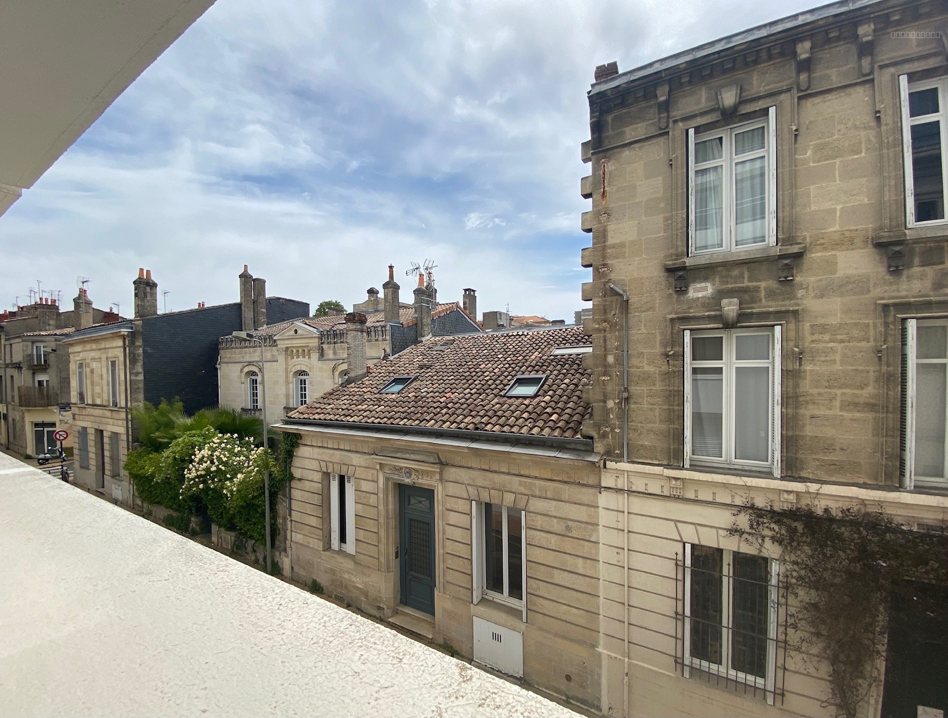 STUDIO DE 28,12 M2 À BORDEAUX SAINT-SEURIN — photo 5
