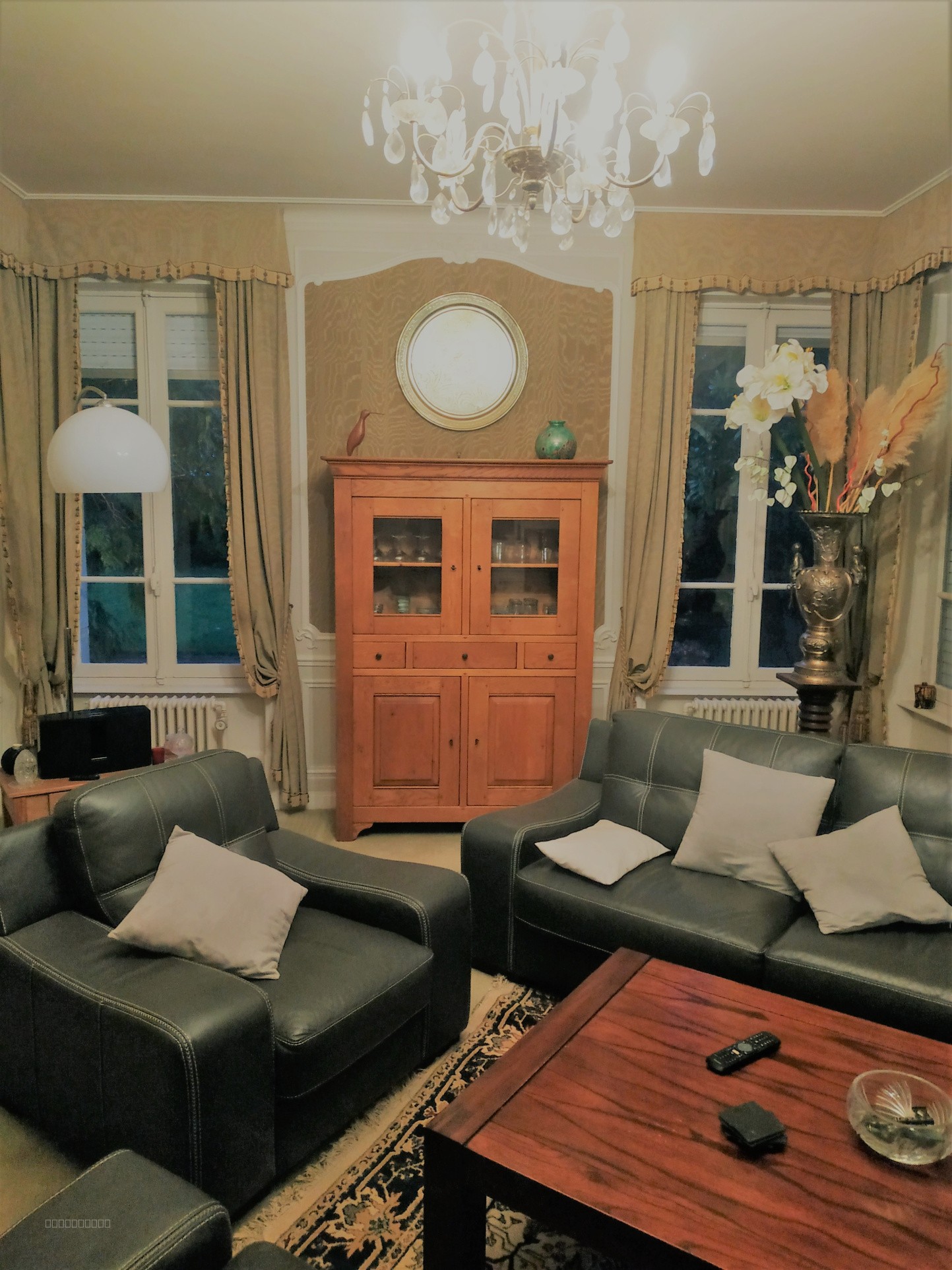 PROPRIETE SUR 7354 M2 DE TERRAIN COMPRENANT UNE MAISON DE MAÎTRE ET UNE MAISON RECENTE — photo 10
