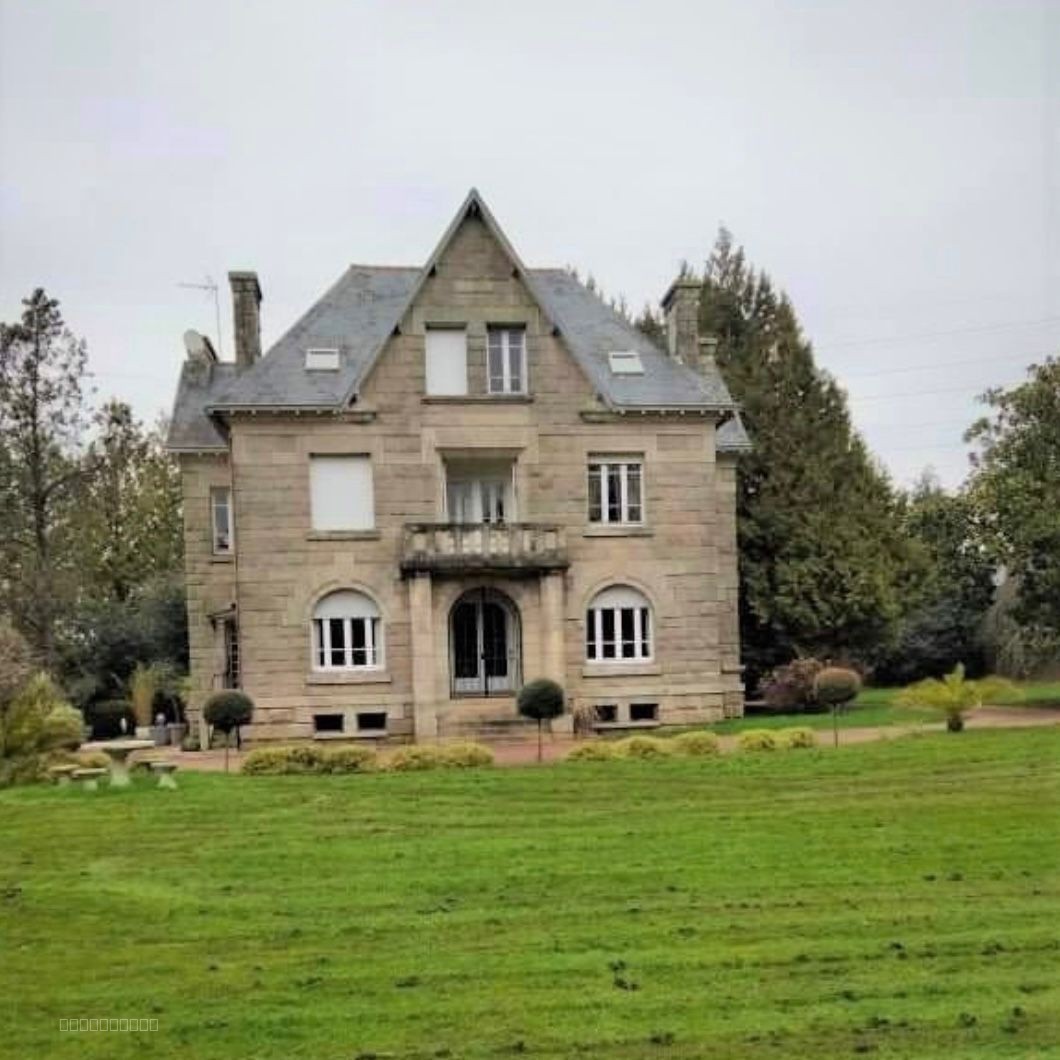PROPRIETE SUR 7354 M2 DE TERRAIN COMPRENANT UNE MAISON DE MAÎTRE ET UNE MAISON RECENTE — photo 2