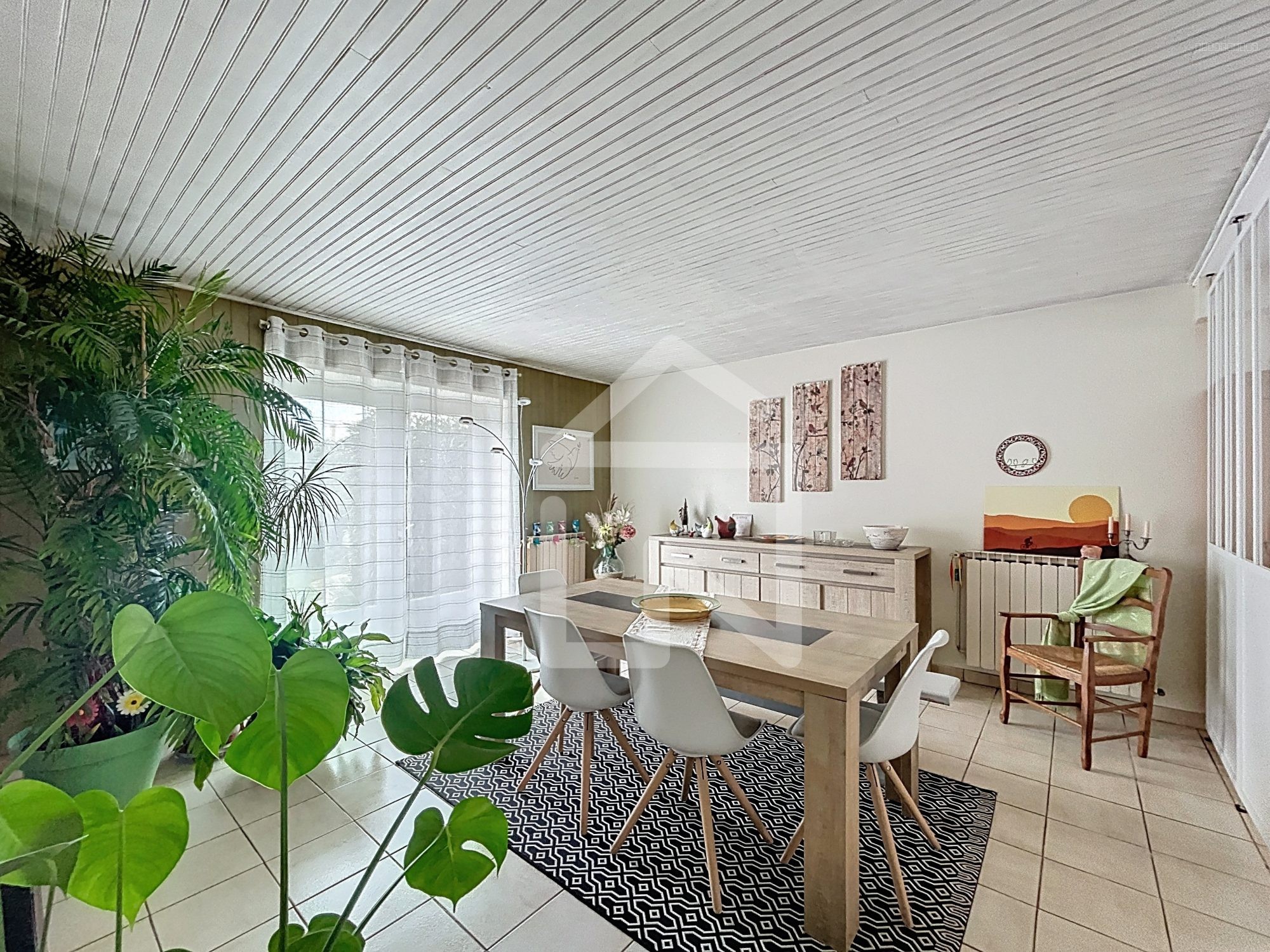 Montoison, corps de ferme de 170m2 type 6 — photo 9