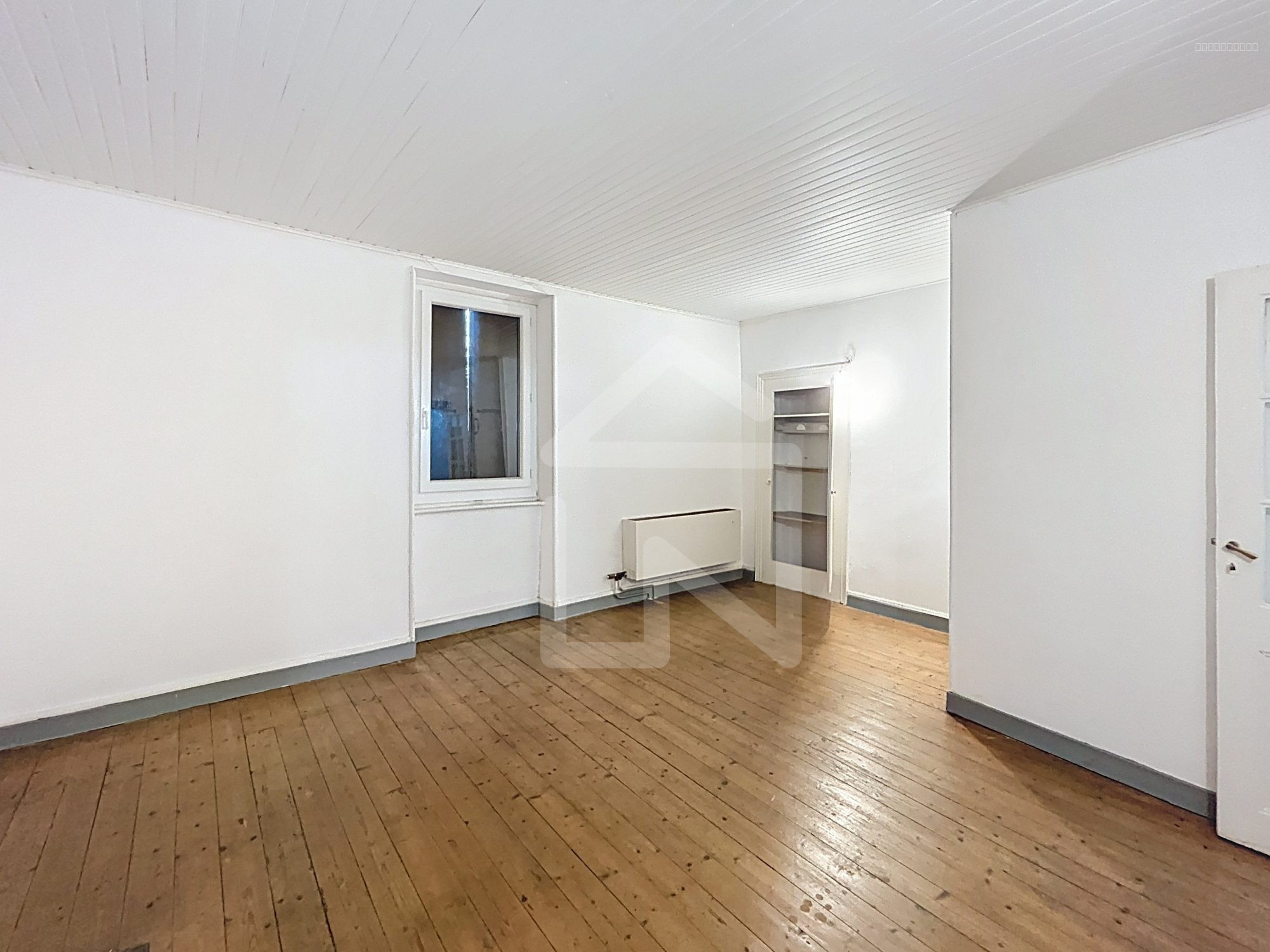 Montoison, immeuble d'environ 450m2 — photo 9