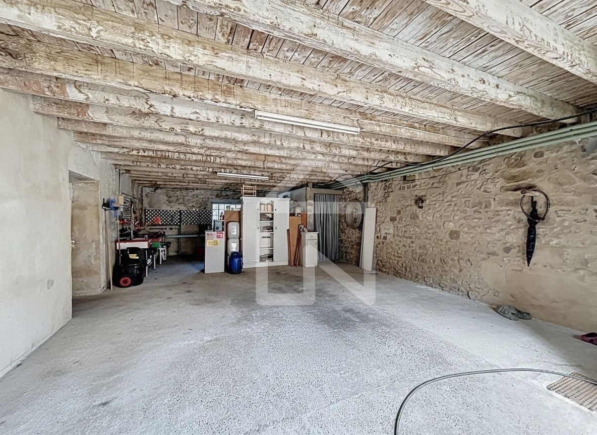 Montoison, corps de ferme de 170m2 type 6 — photo 17