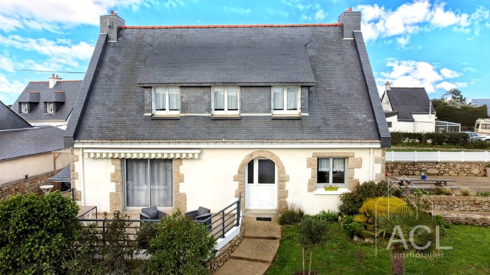 Maison familiale de 5 chambres avec piscine et appartement indépendant proche des plages — photo 4