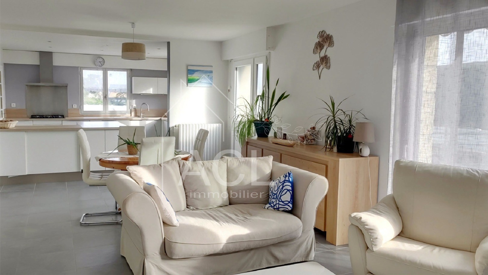 Maison familiale de 5 chambres avec piscine et appartement indépendant proche des plages — photo 3