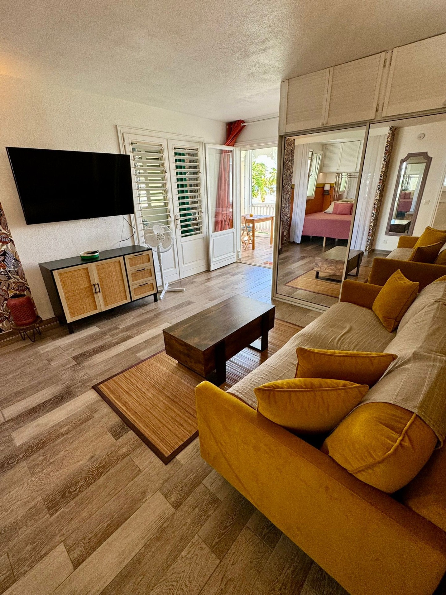À louer   grand  studio meublé avec  terrasse — photo 13