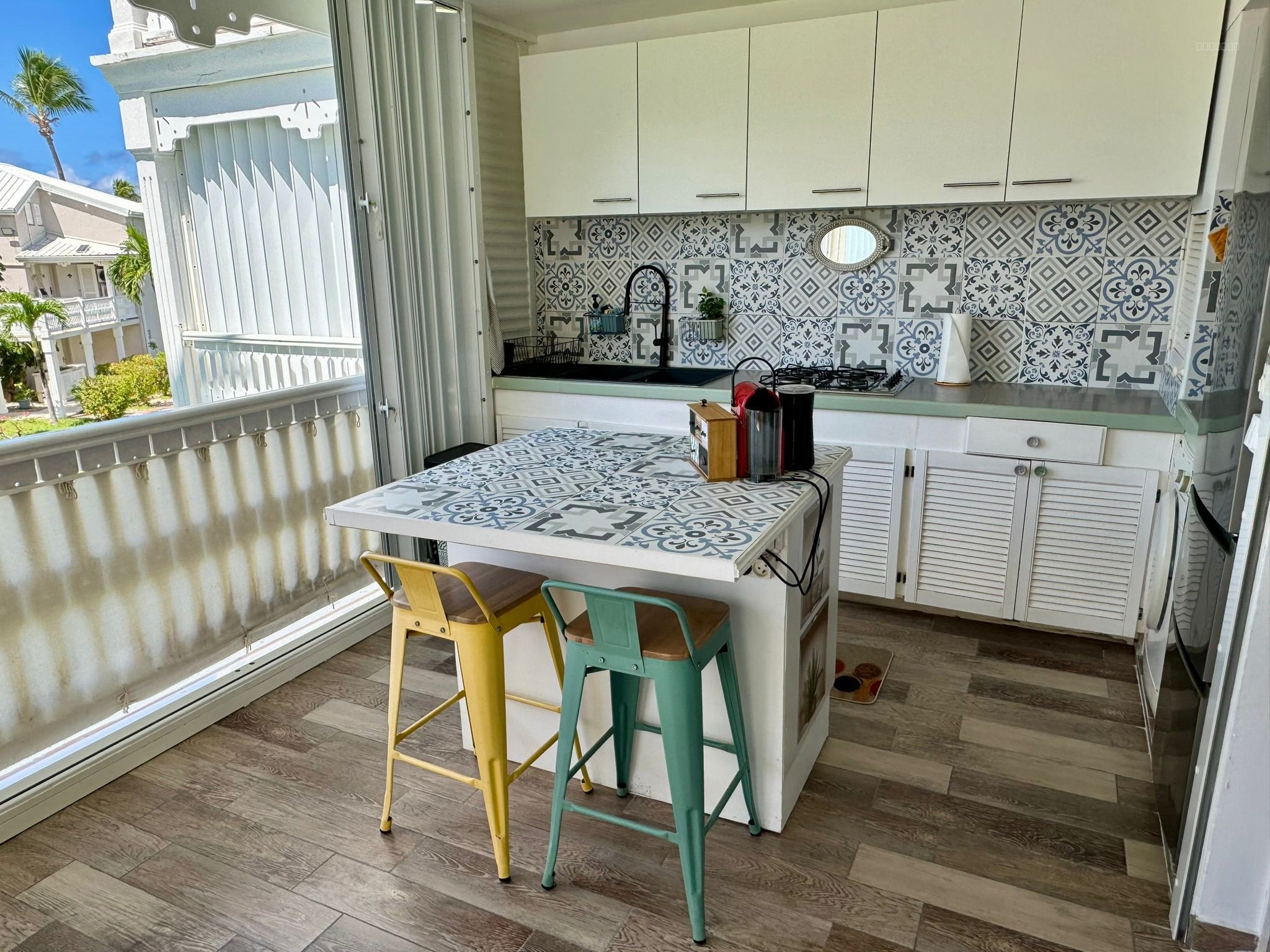 À louer   grand  studio meublé avec  terrasse — photo 9