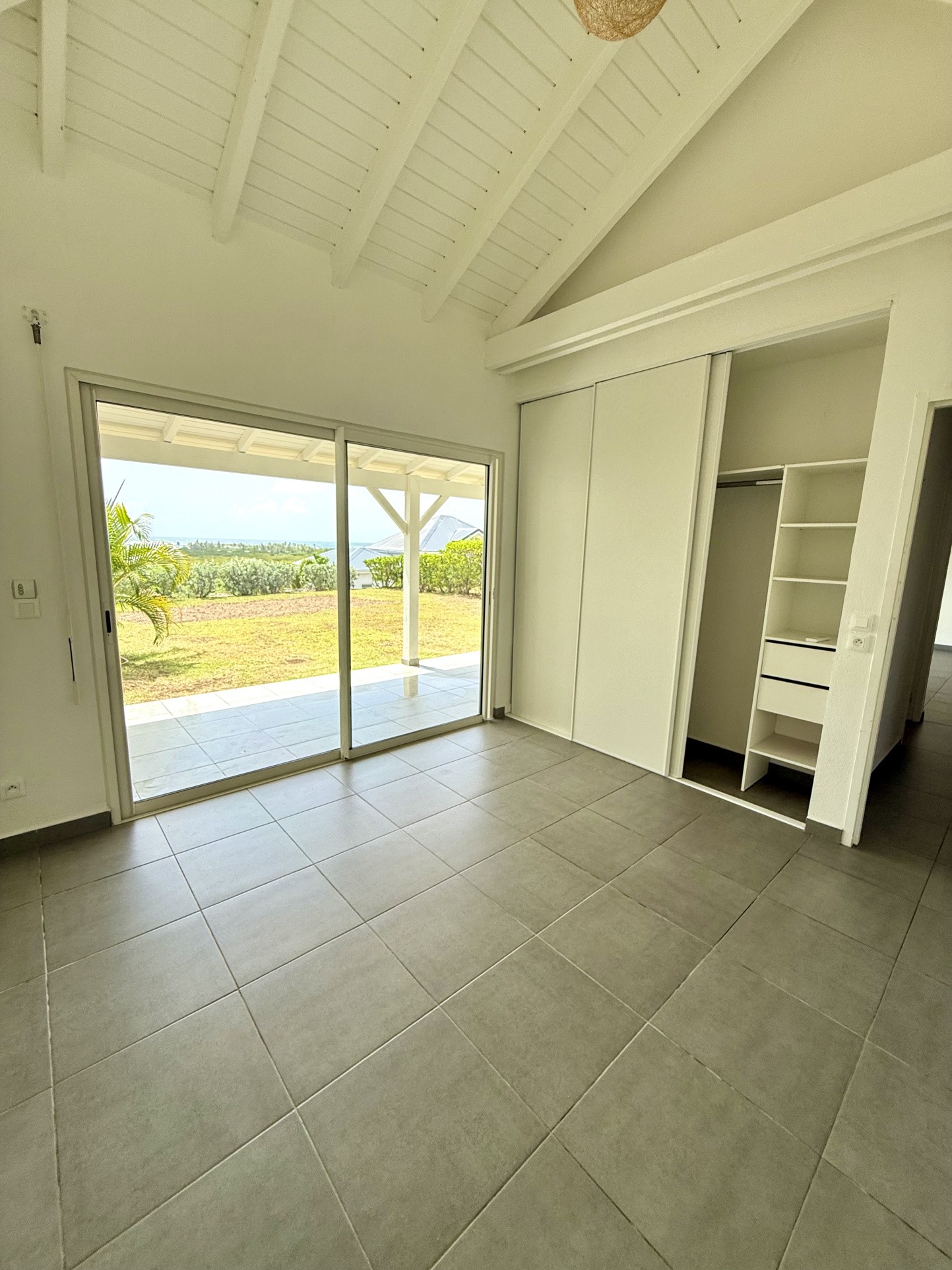 À vendre - Maison mitoyenne avec vue sur la Baie du Galion - Saint-Martin — photo 7