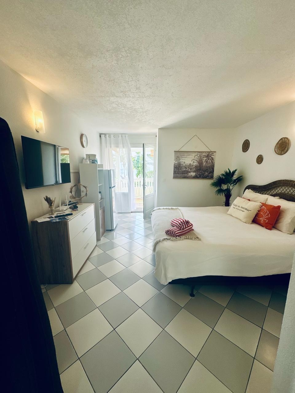 Charmant studio en rez-de-jardin   Résidence sécurisée avec piscine — photo 3