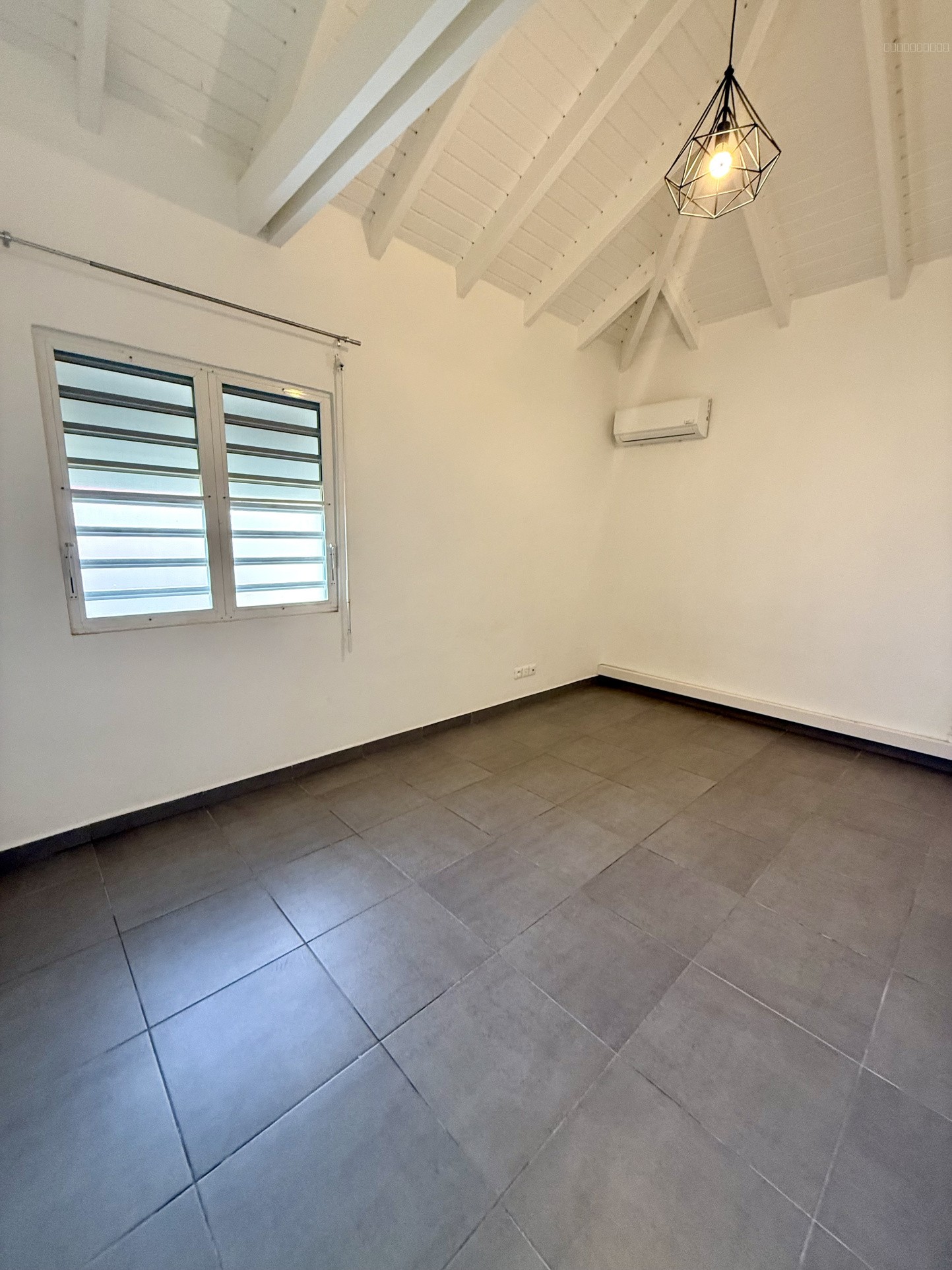 À vendre - Maison mitoyenne avec vue sur la Baie du Galion - Saint-Martin — photo 9