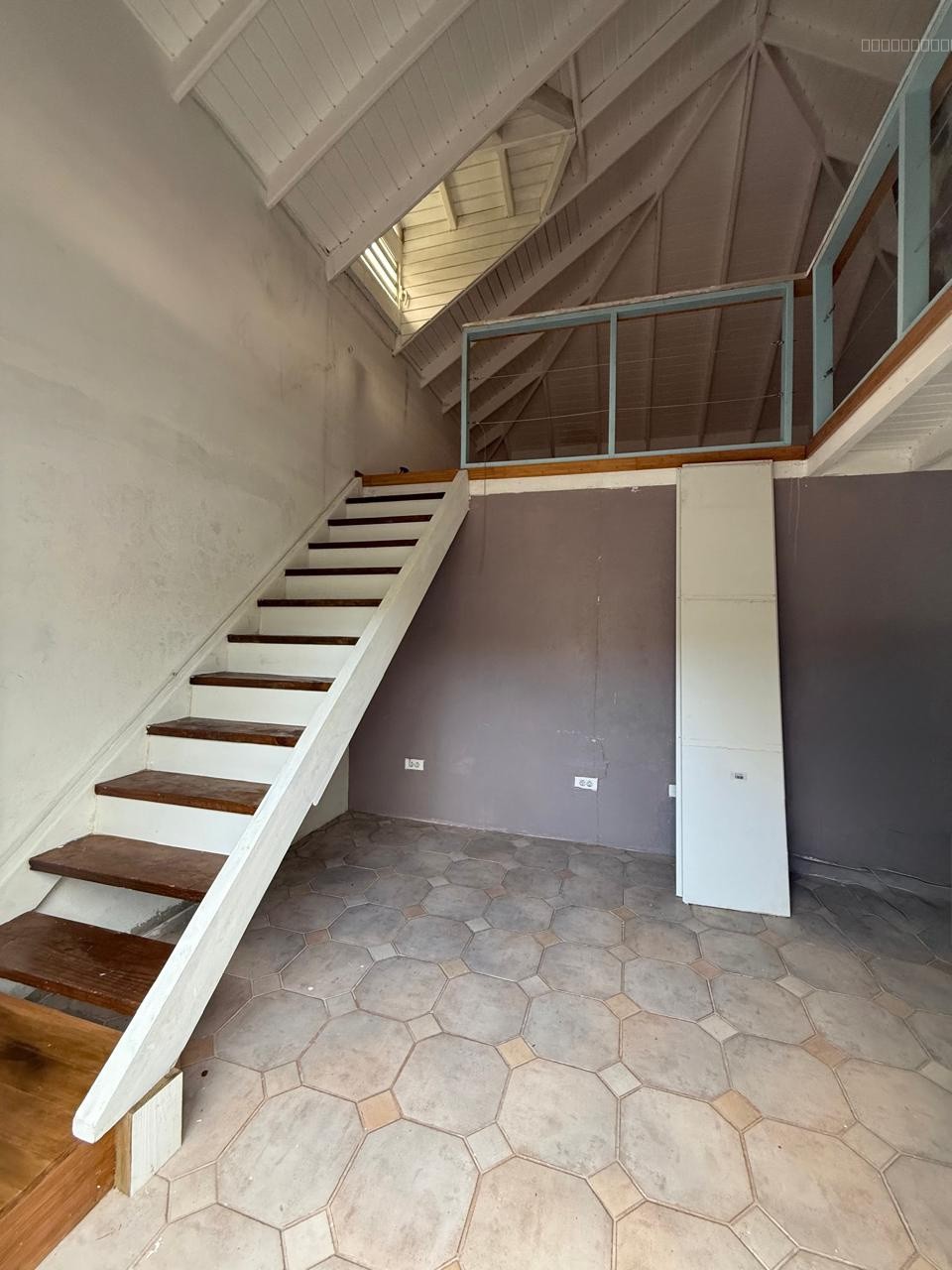 Villa à rénover   Fort potentiel dans lotissement sécurisé — photo 3