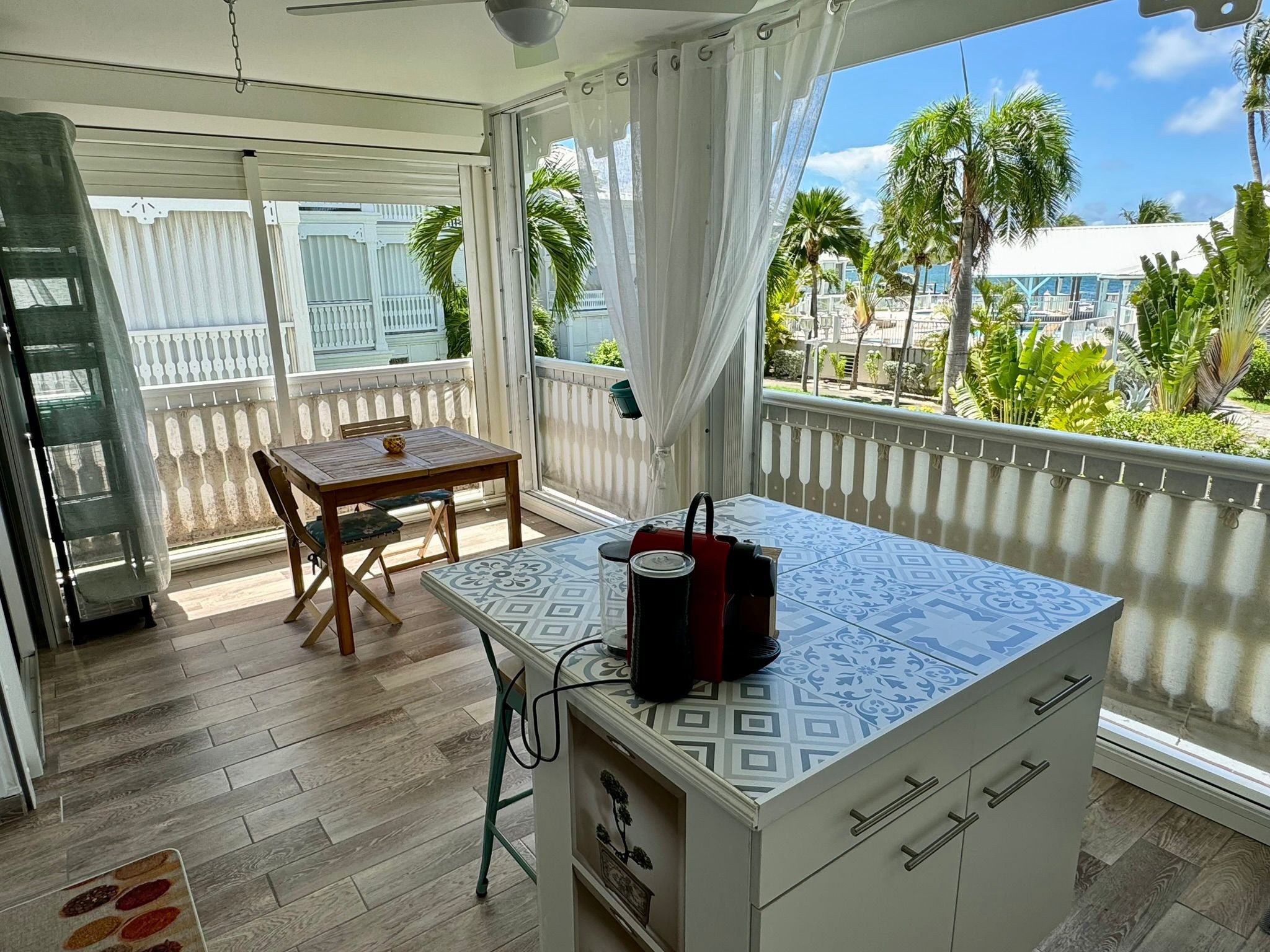 À louer   grand  studio meublé avec  terrasse — photo 4