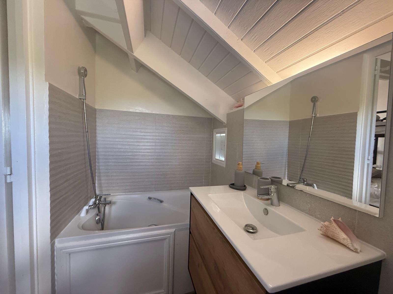 A vendre duplex- Baie nettlé — photo 8