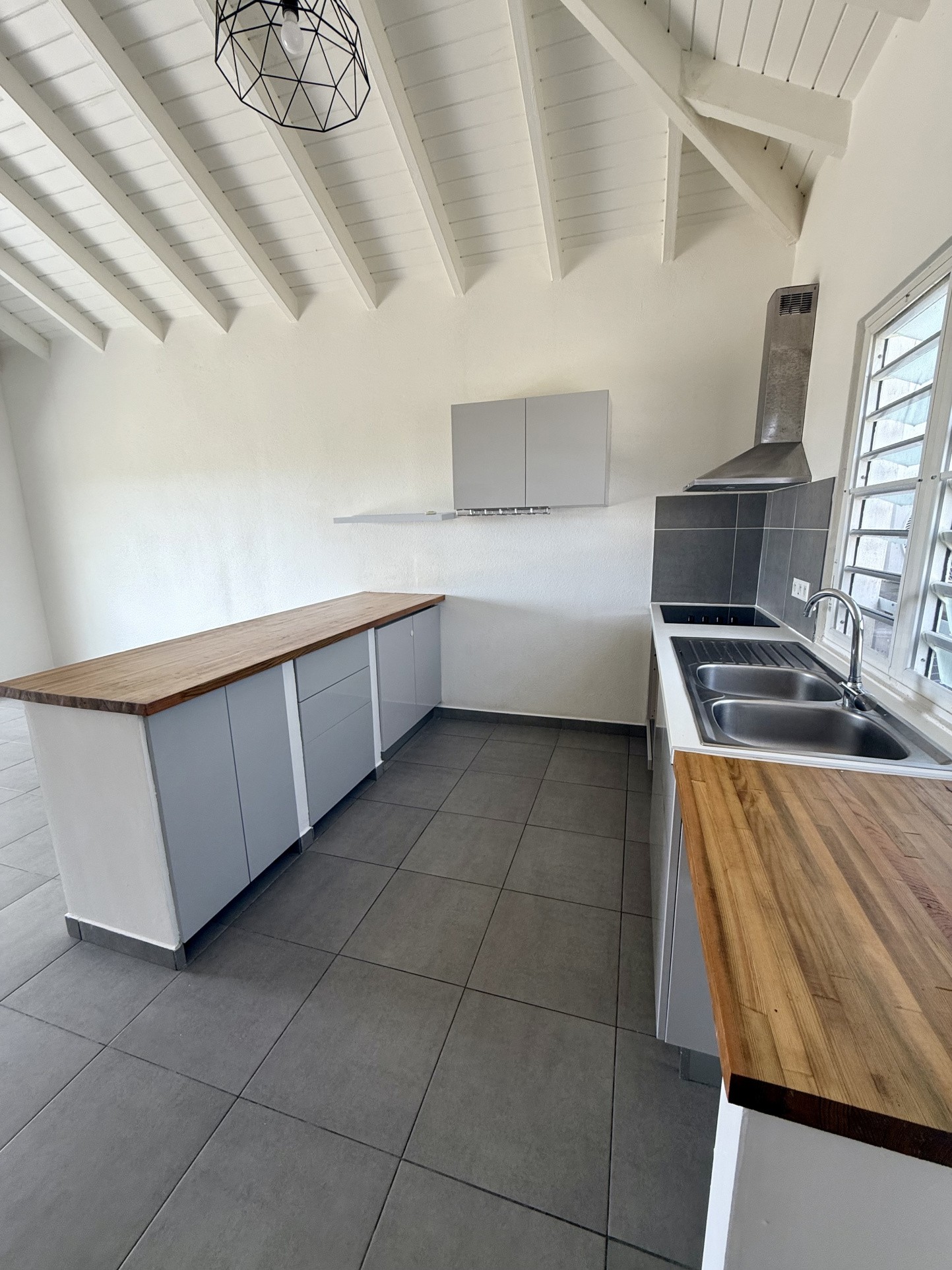 À vendre - Maison mitoyenne avec vue sur la Baie du Galion - Saint-Martin — photo 6