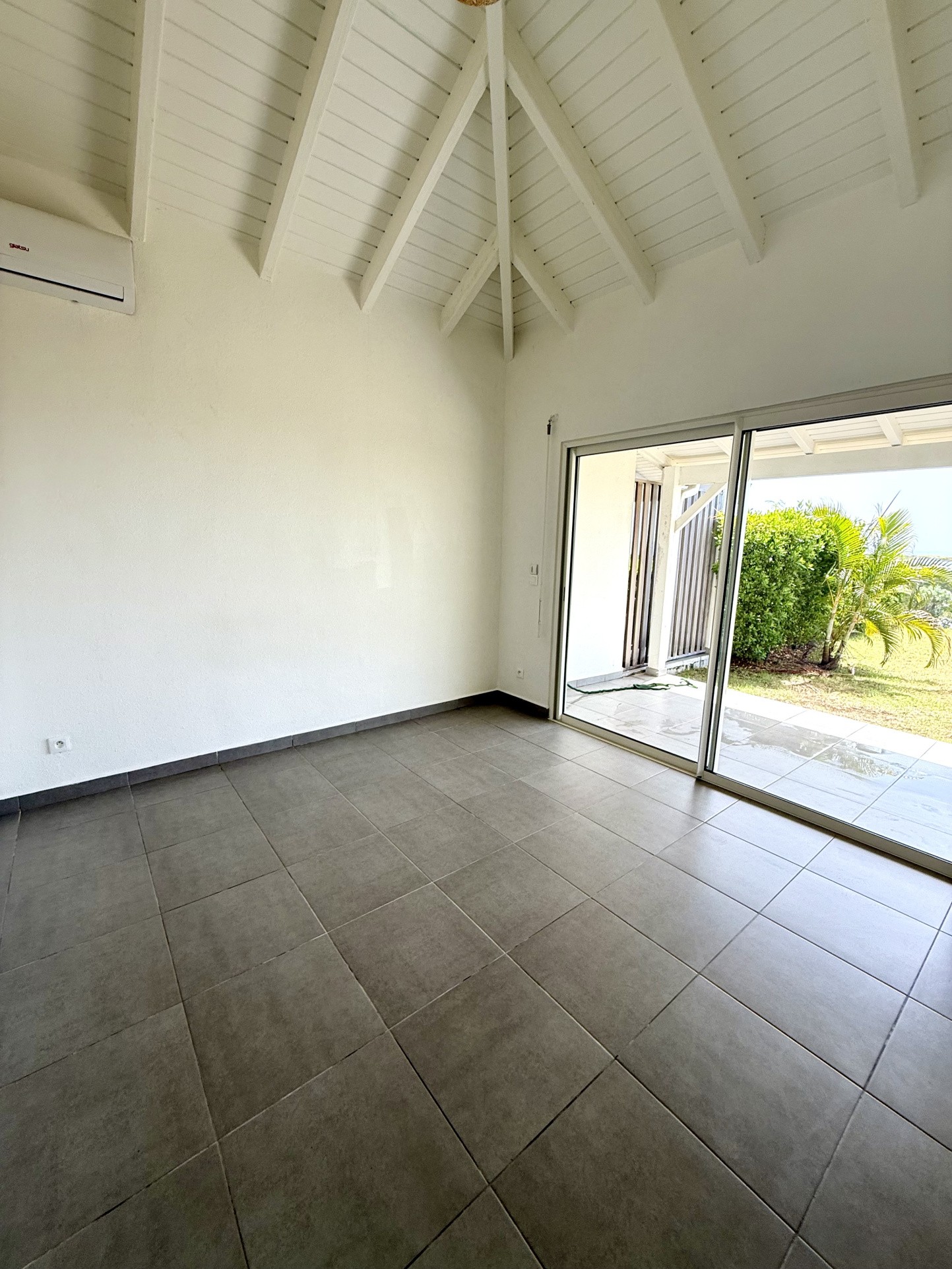 À vendre - Maison mitoyenne avec vue sur la Baie du Galion - Saint-Martin — photo 5