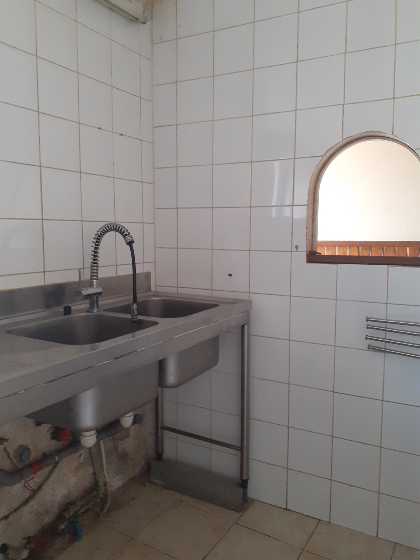 Investissement Haute-Vallée de l'Aude, Immeuble avec bar restaurant et appartements — photo 9