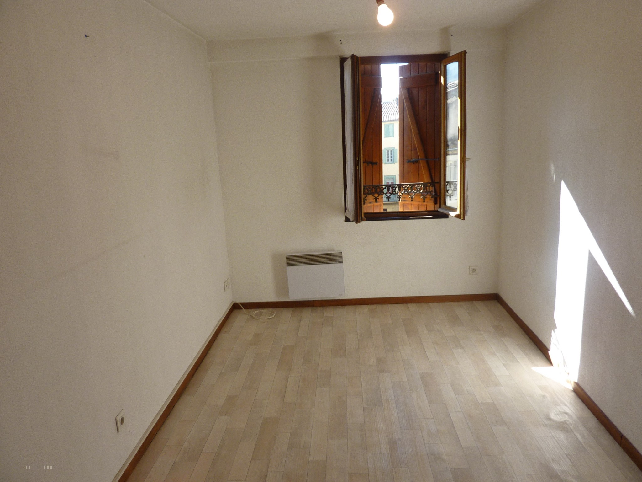 immeuble de rapport 3 appartements et un local commercial soit 1794 euros de loyers par mois — photo 4